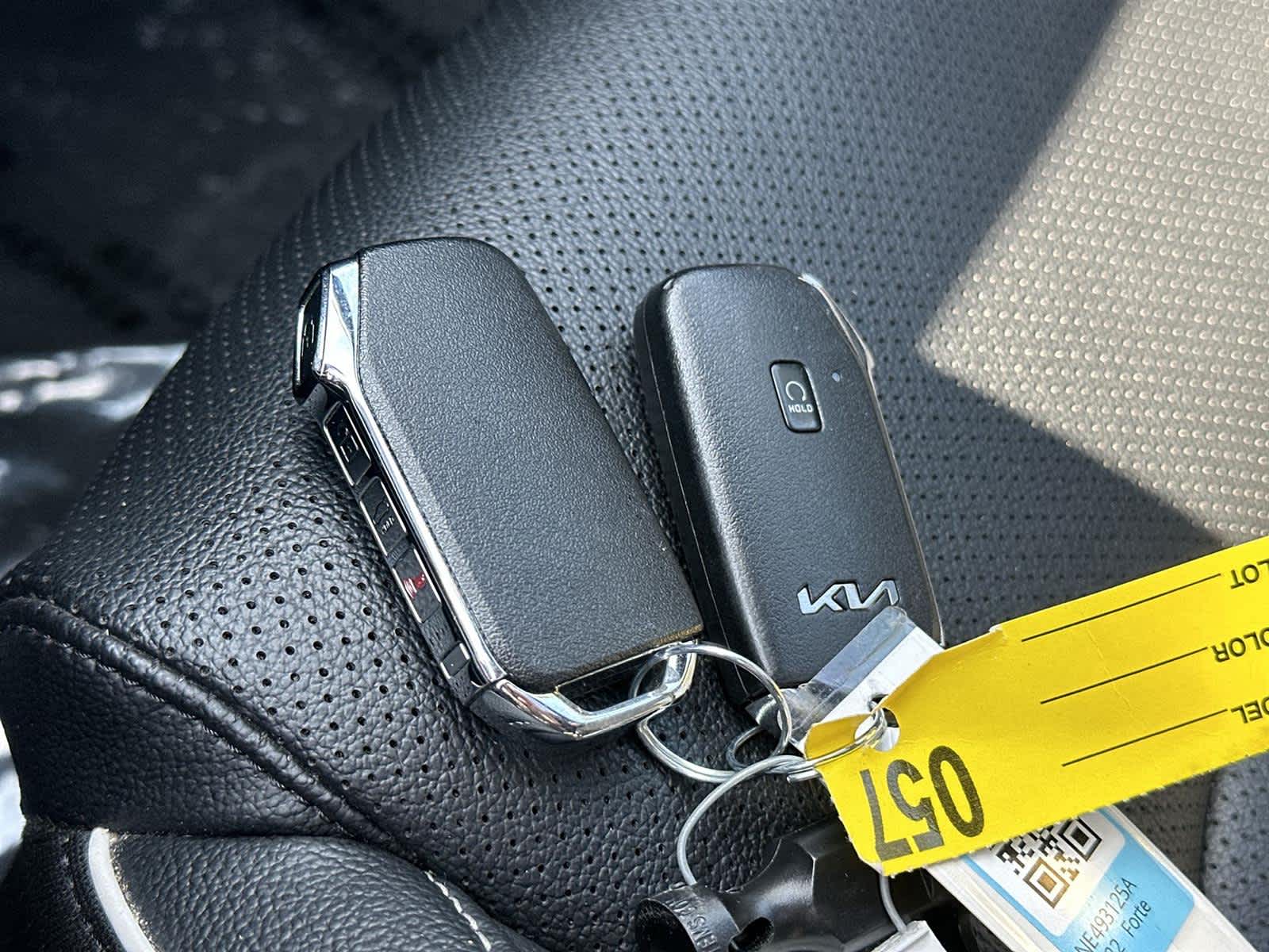 Thumbnail: 2022 Kia Forte - 21