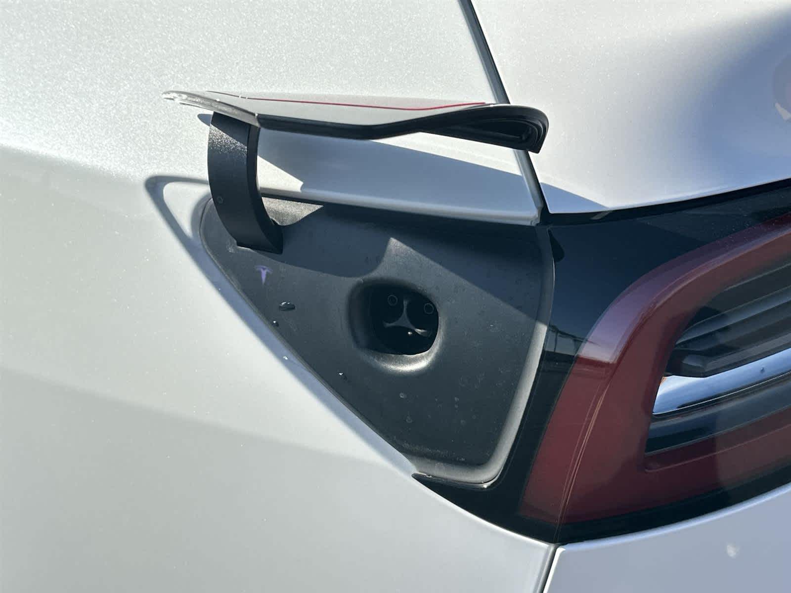 Thumbnail: 2024 Tesla Model Y - 9