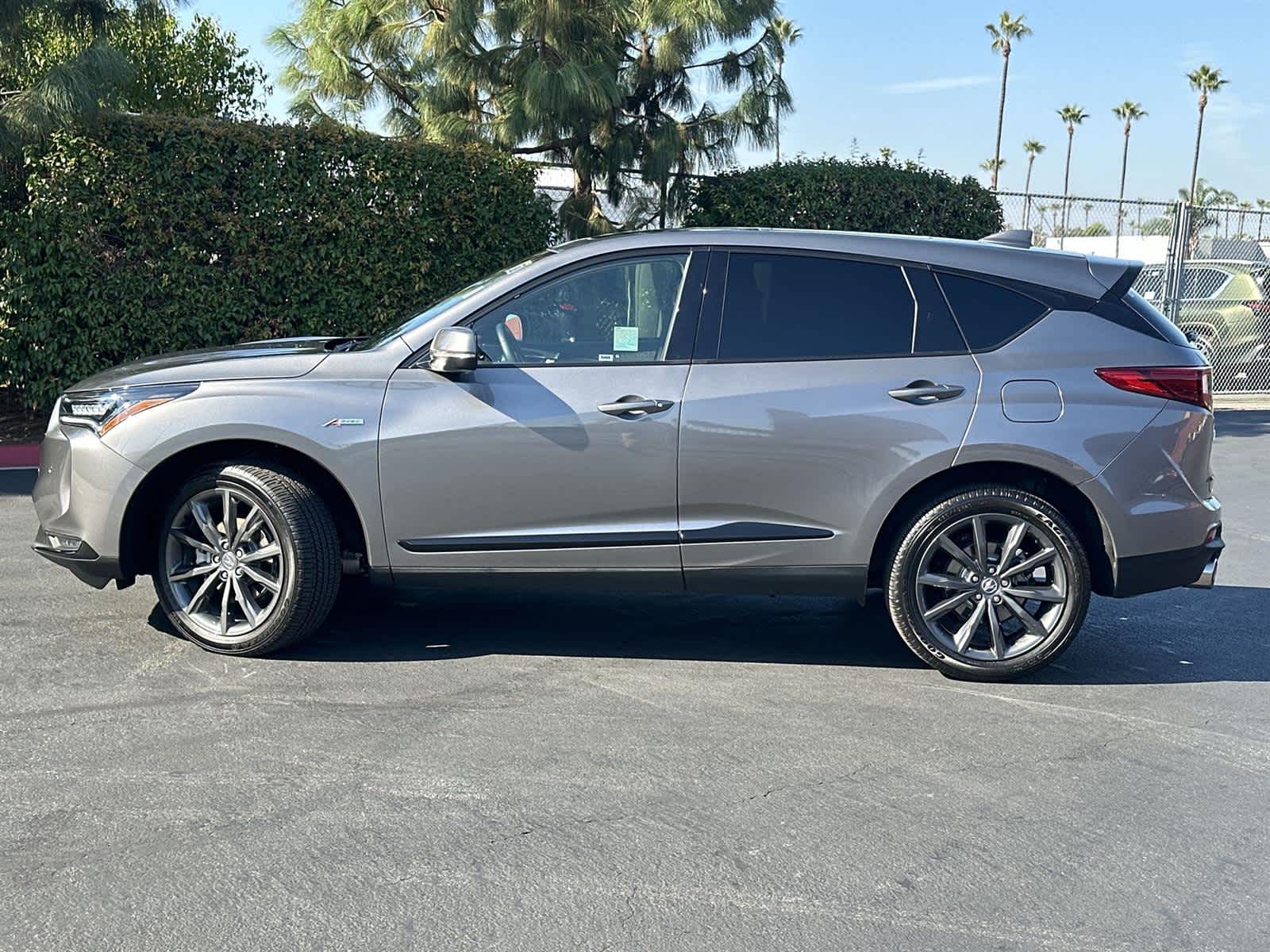 Thumbnail: 2025 Acura RDX - 3