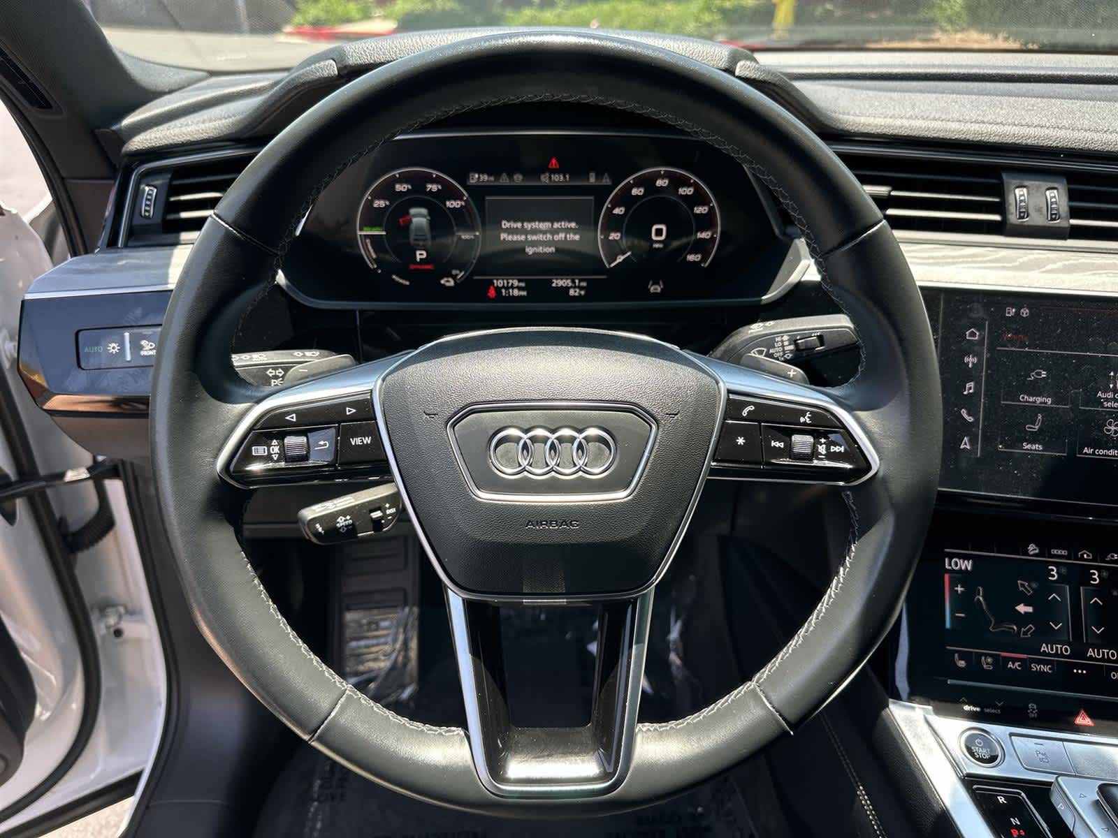 Thumbnail: 2024 Audi Q8 e-tron - 15