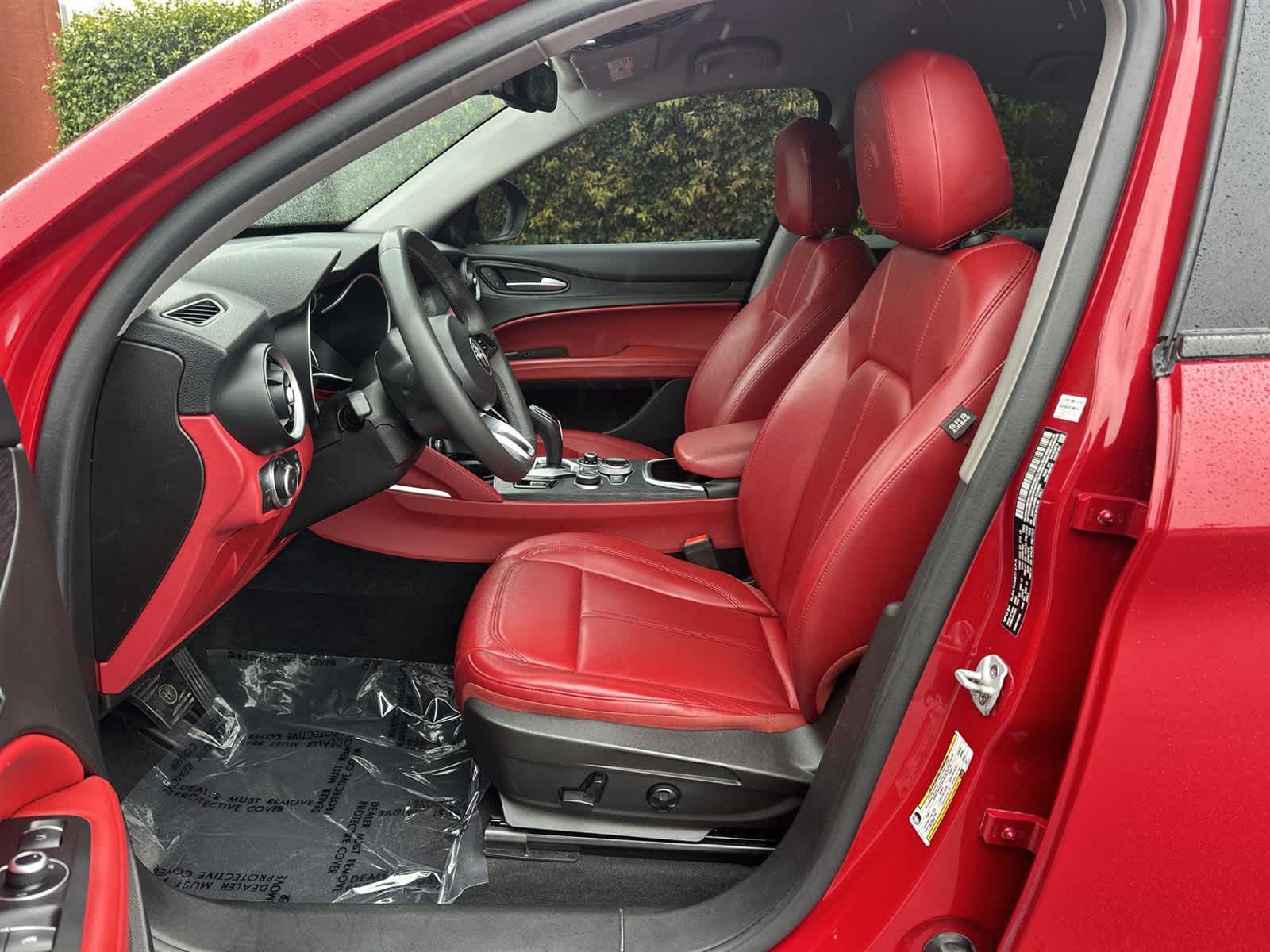 Thumbnail: 2020 Alfa Romeo Stelvio - 11