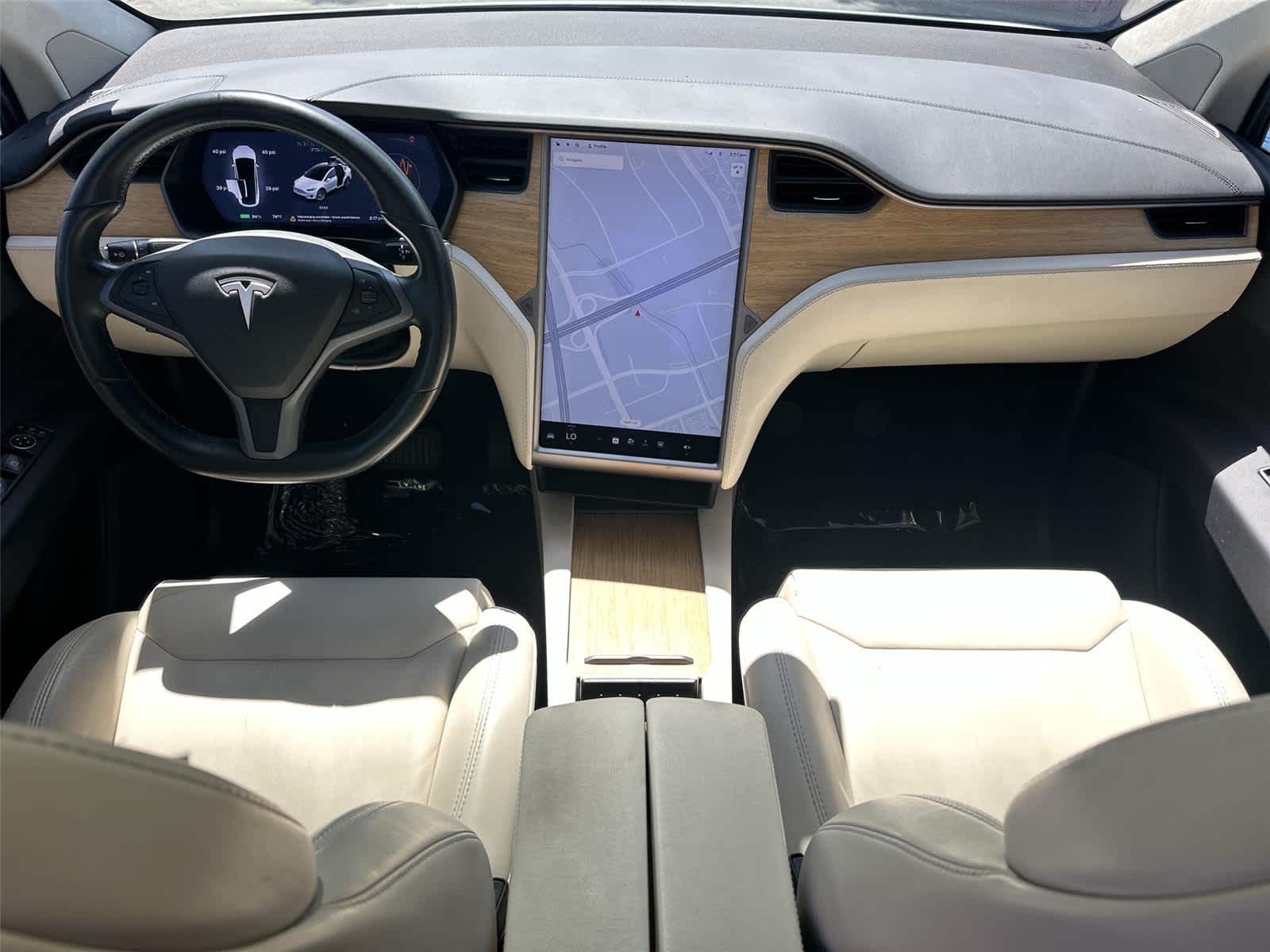 Thumbnail: 2018 Tesla Model X - 10