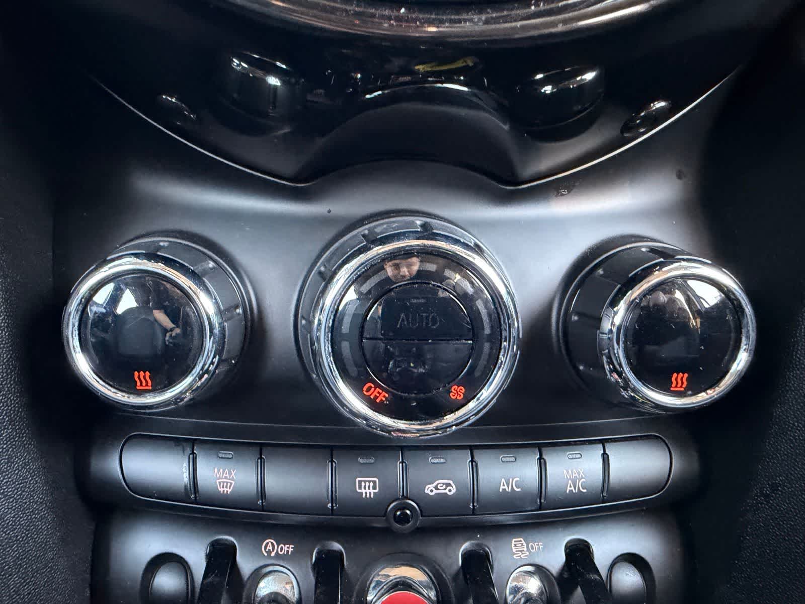 Thumbnail: 2017 MINI Cooper Hardtop - 14