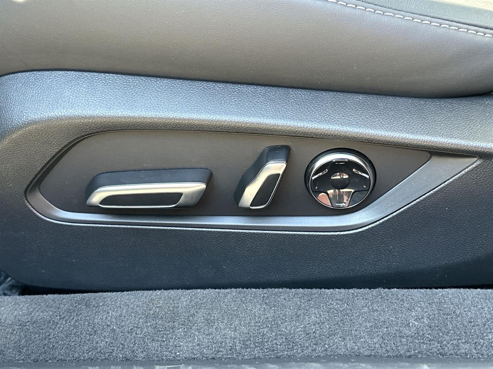 Thumbnail: 2025 Acura TLX - 23