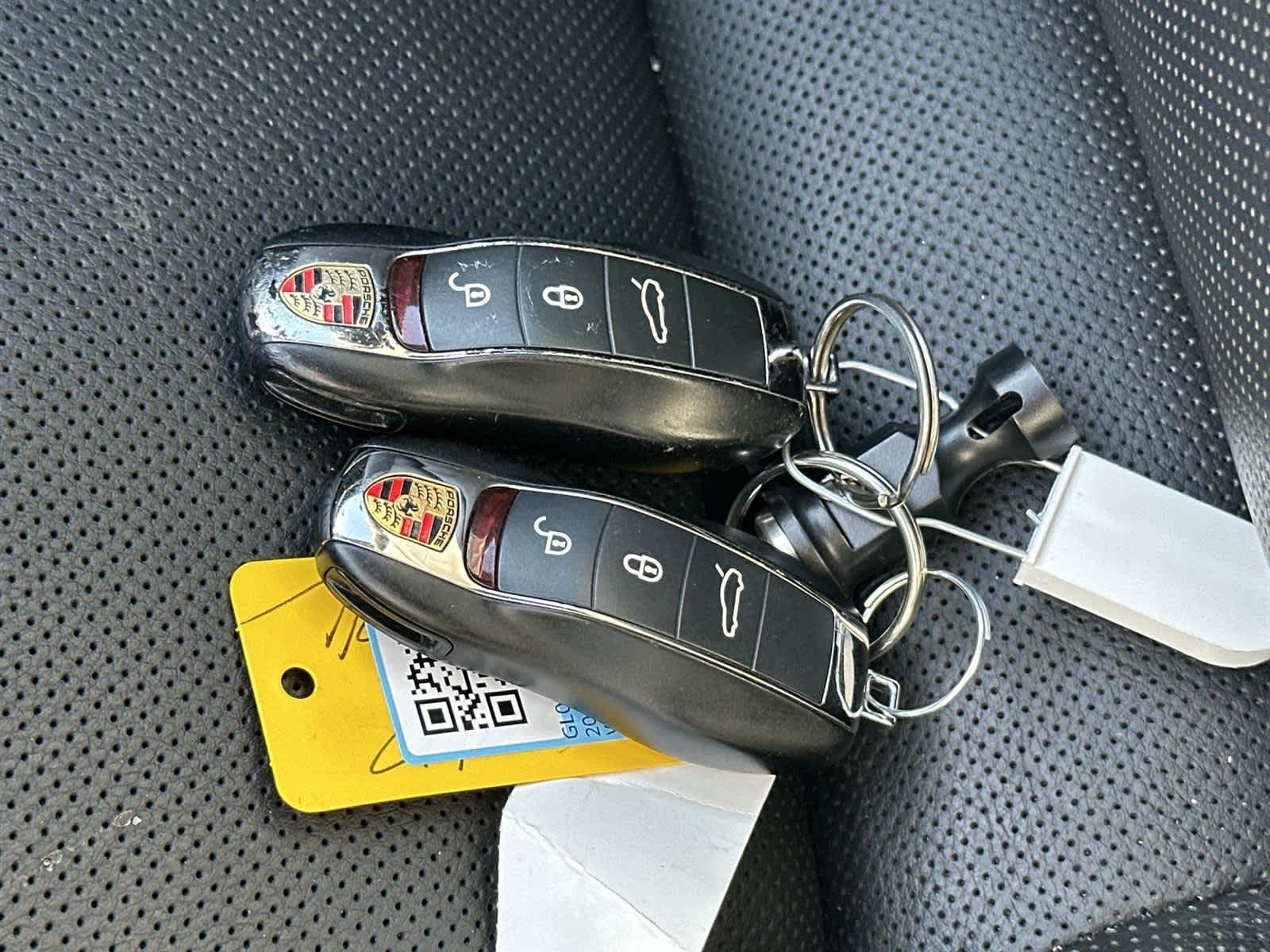 Thumbnail: 2016 Porsche Panamera - 21