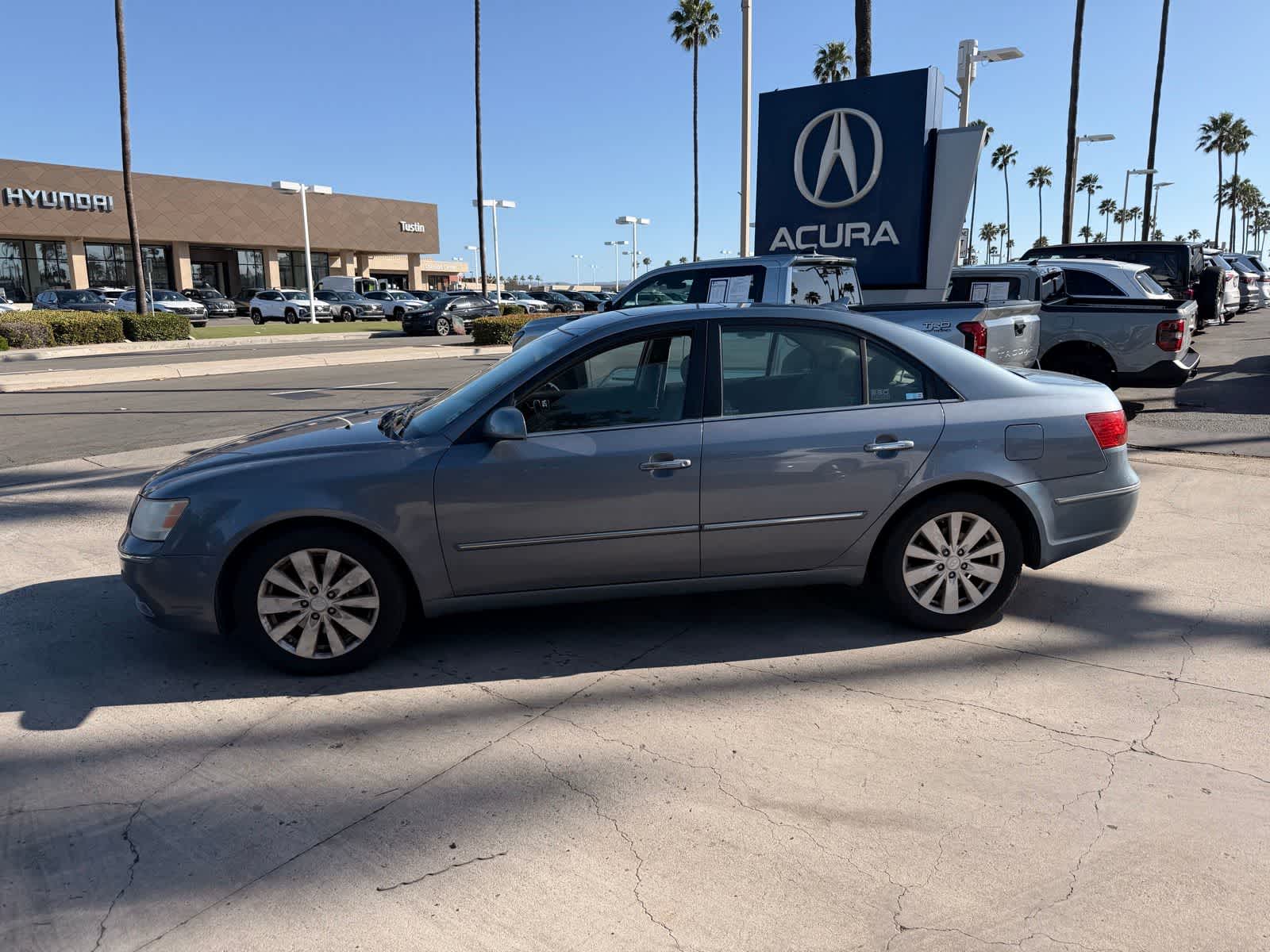 Thumbnail: 2009 Hyundai Sonata - 2