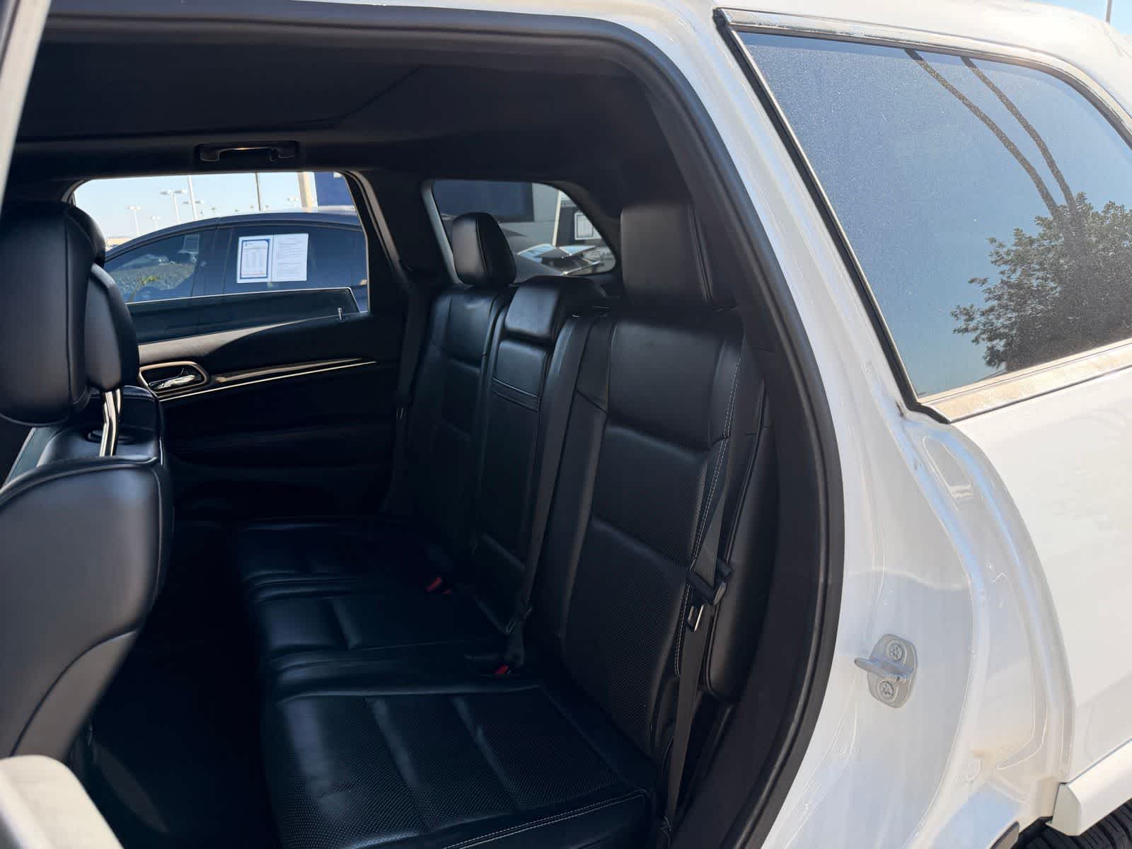Thumbnail: 2014 Jeep Grand Cherokee - 10