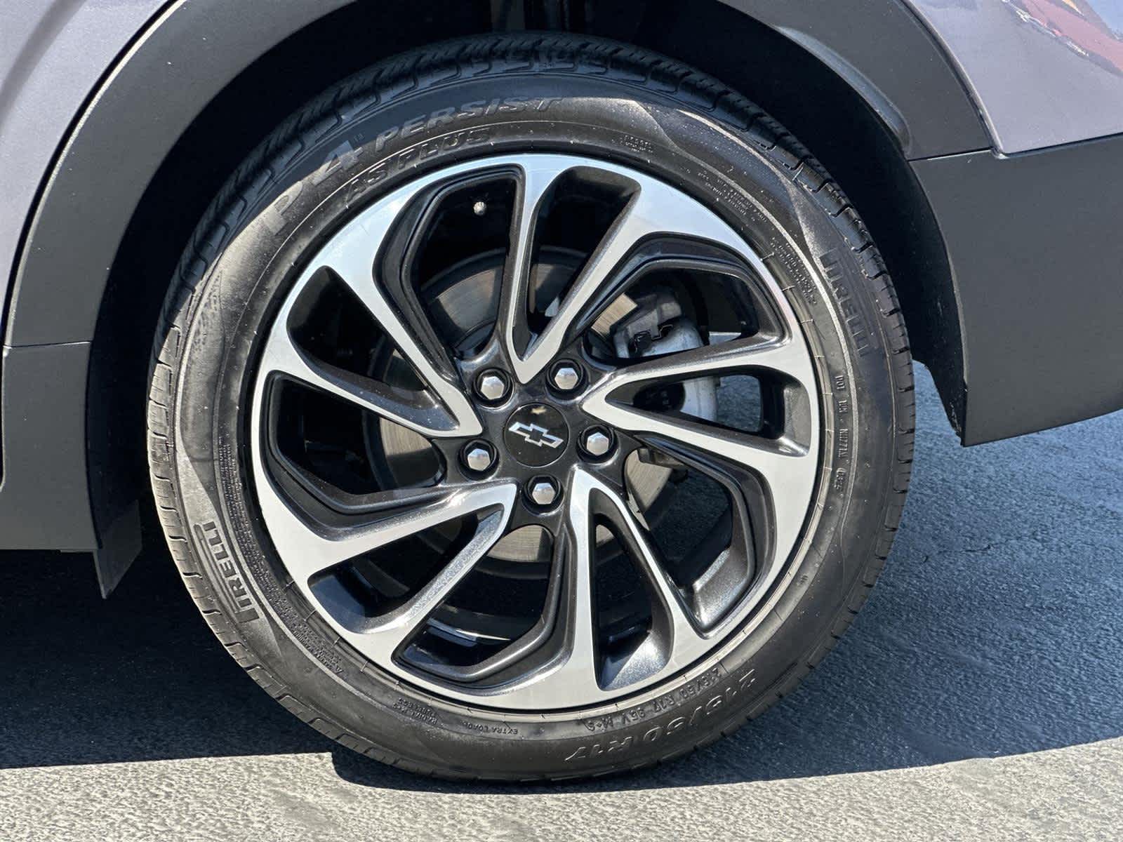 Thumbnail: 2023 Chevrolet Bolt EUV - 8