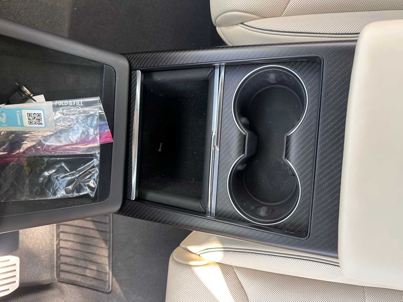 Thumbnail: 2022 Tesla Model S - 17