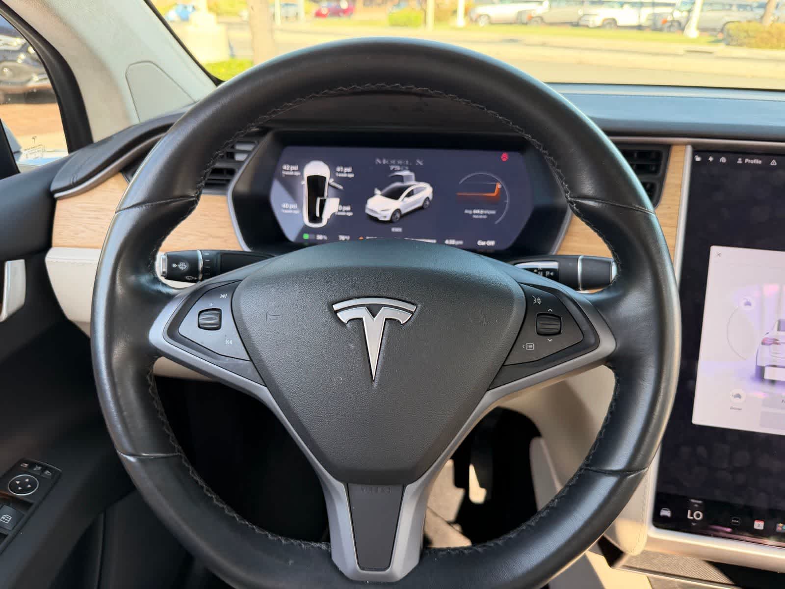 Thumbnail: 2018 Tesla Model X - 16