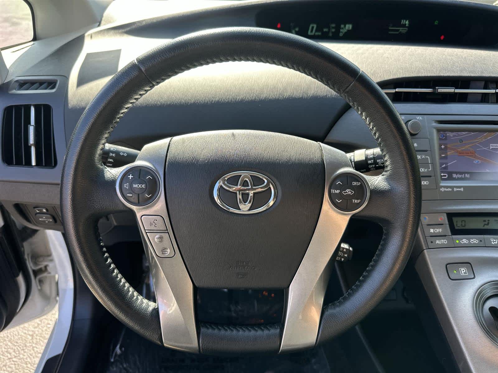 Thumbnail: 2013 Toyota Prius - 15