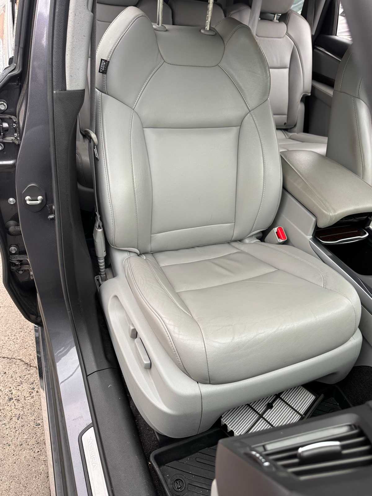 Thumbnail: 2017 Acura MDX - 16