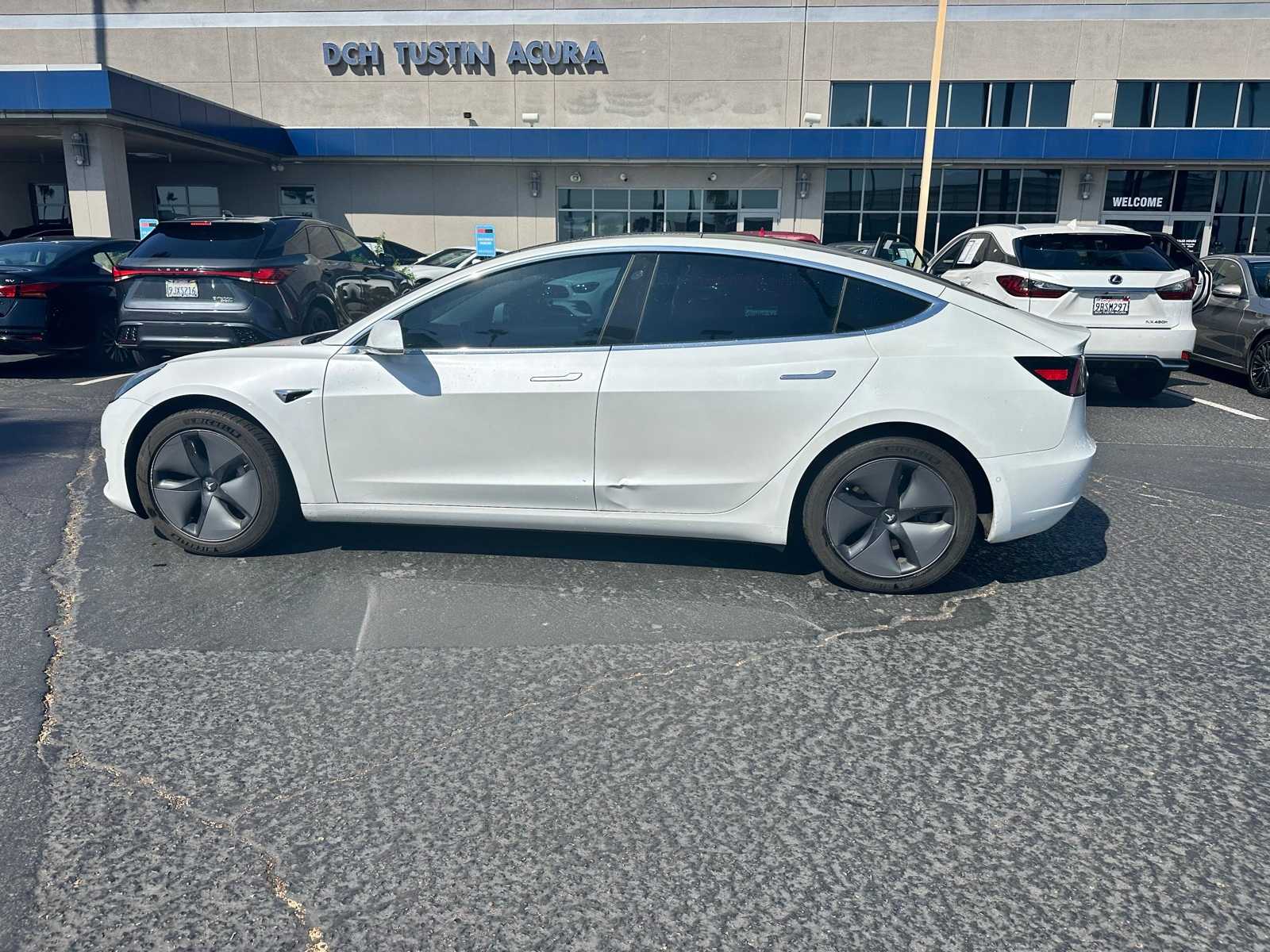 Thumbnail: 2019 Tesla Model 3 - 2