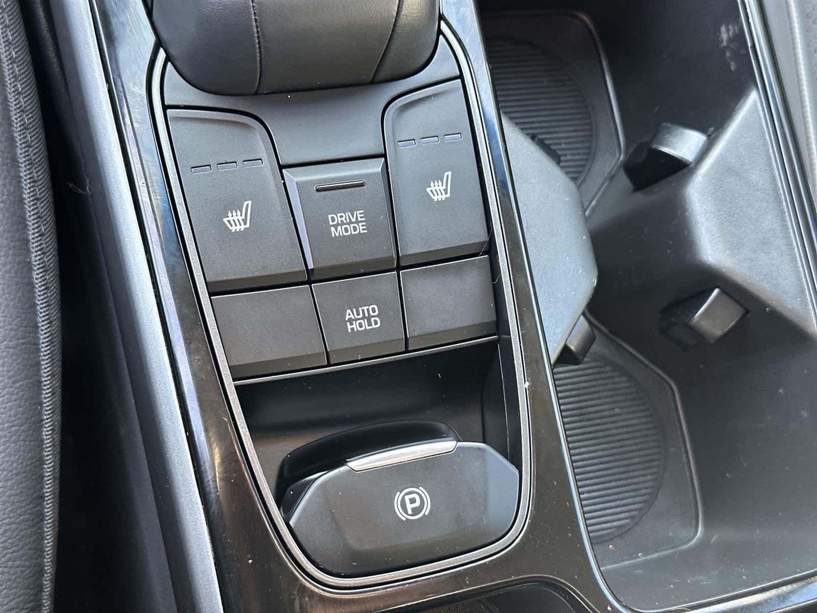 Thumbnail: 2020 Hyundai Ioniq - 27