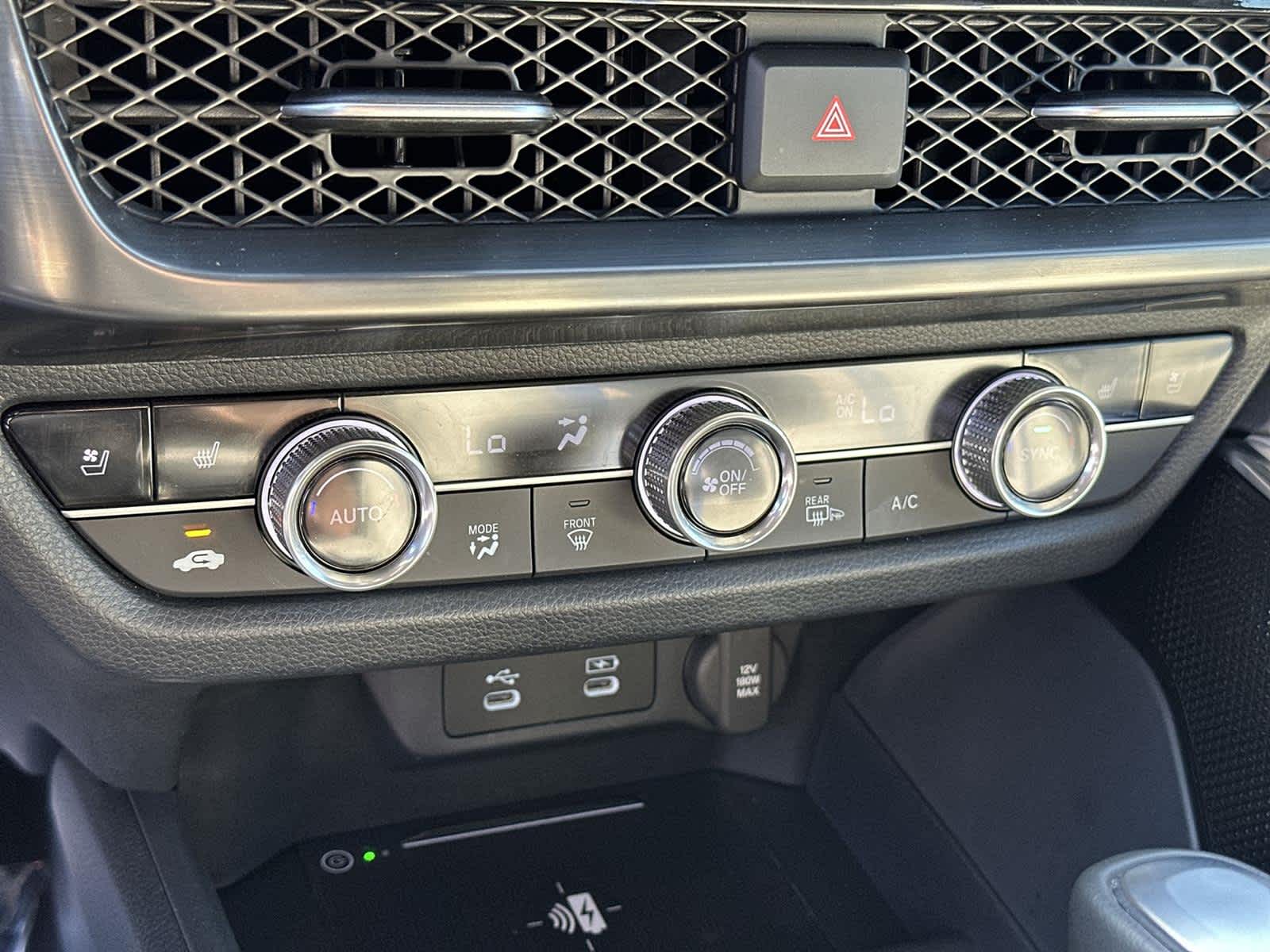 Thumbnail: 2025 Acura ADX - 28