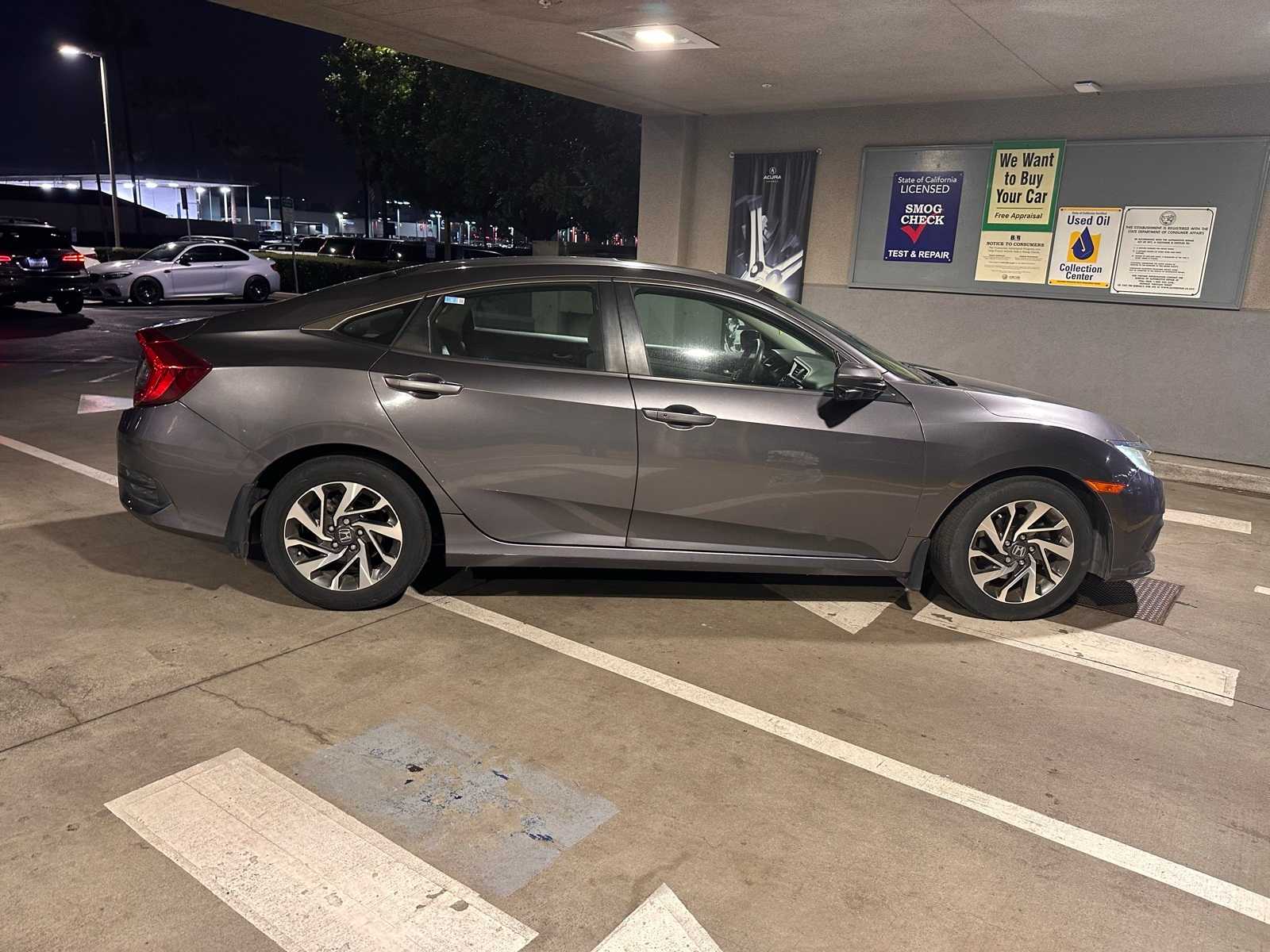 Thumbnail: 2016 Honda Civic - 6