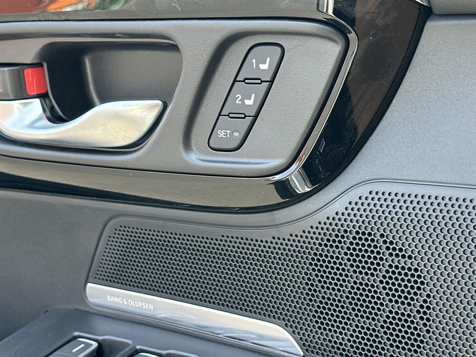 Thumbnail: 2025 Acura ADX - 29