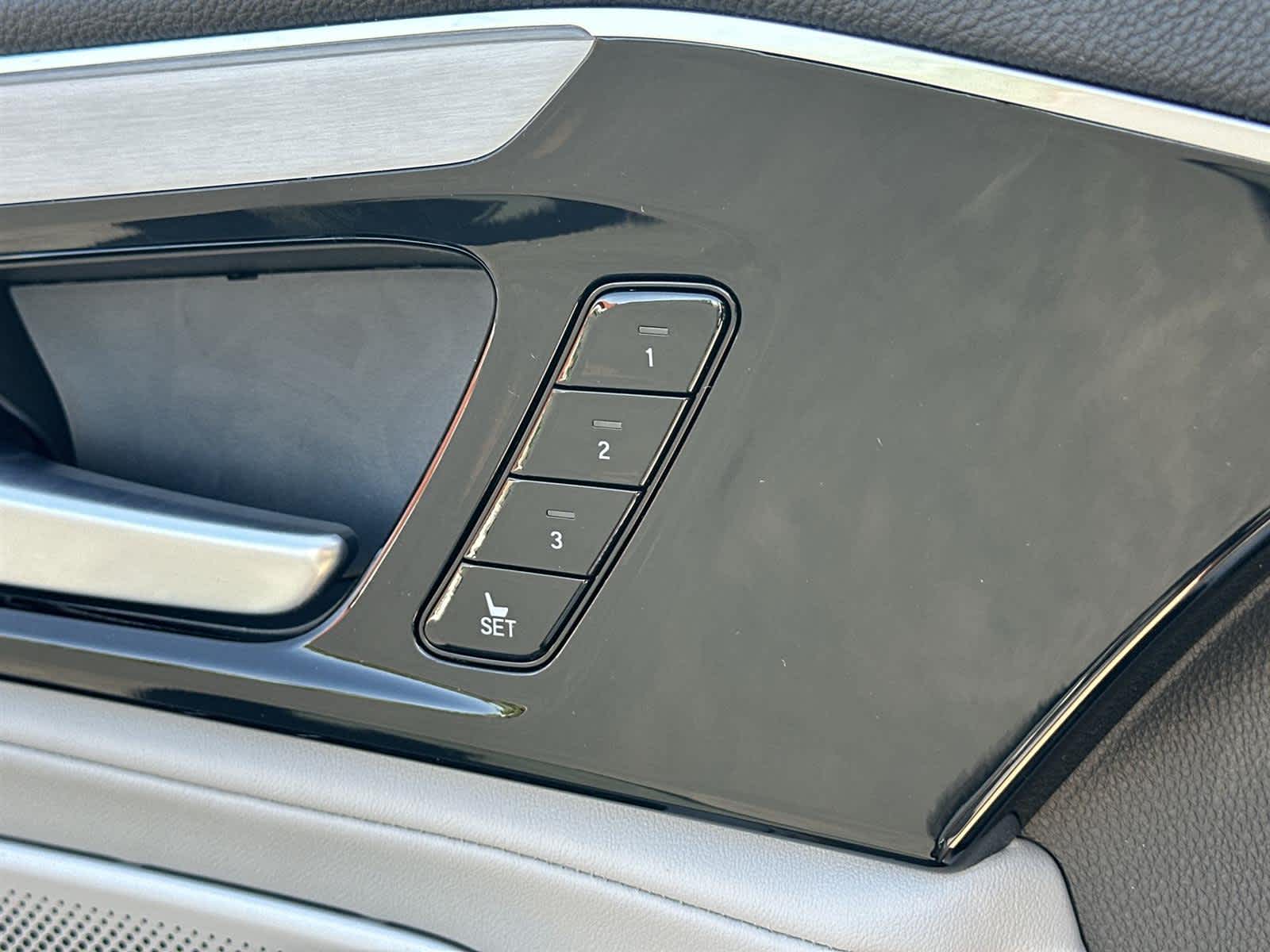 Thumbnail: 2026 Acura MDX - 29