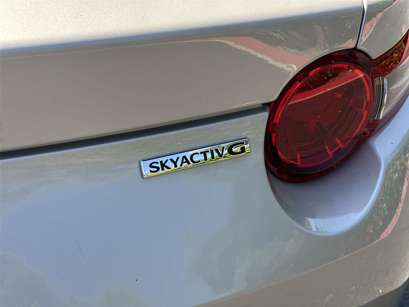 Thumbnail: 2023 Mazda MX-5 Miata - 7