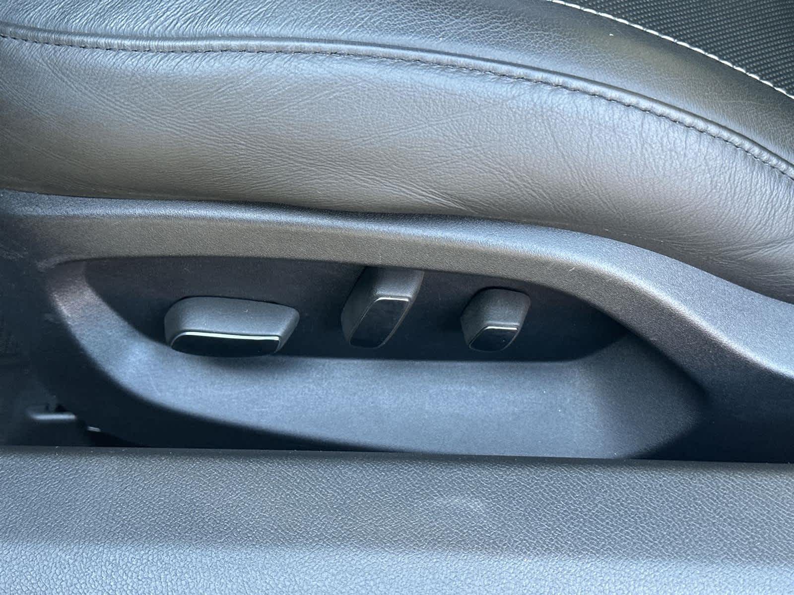 Thumbnail: 2016 Chevrolet Corvette - 21