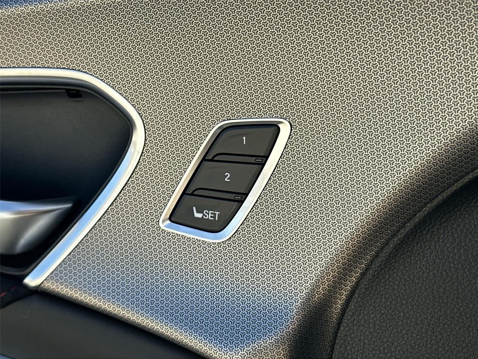 Thumbnail: 2026 Acura RDX - 31