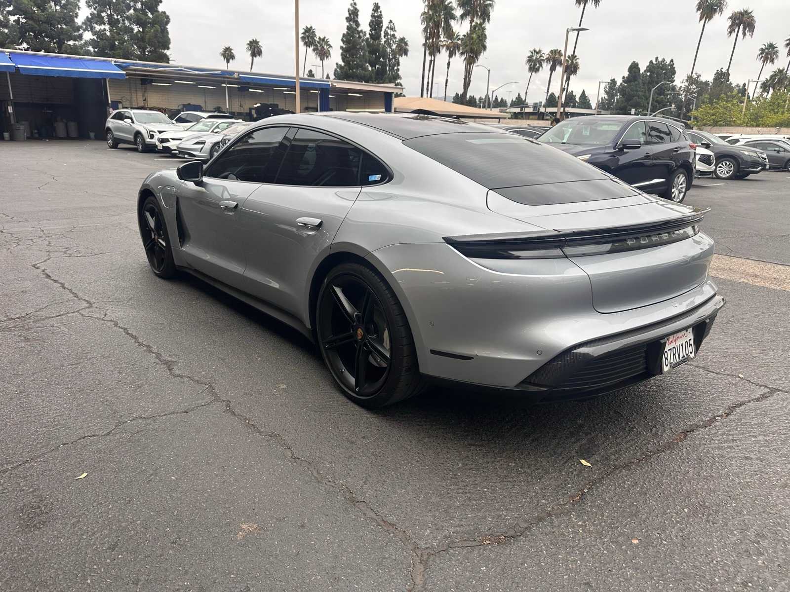 Thumbnail: 2020 Porsche Taycan - 3