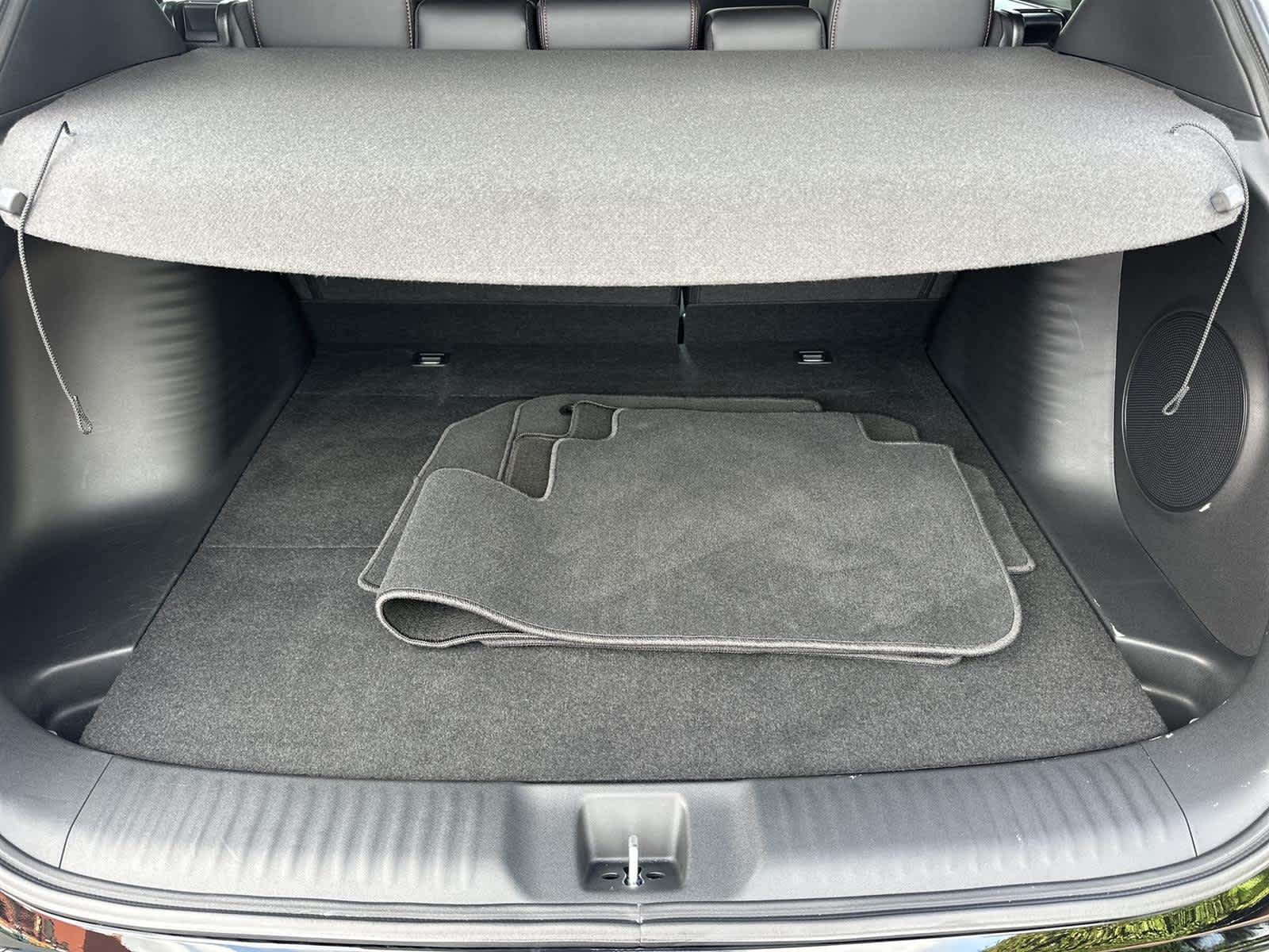 Thumbnail: 2025 Acura ADX - 20