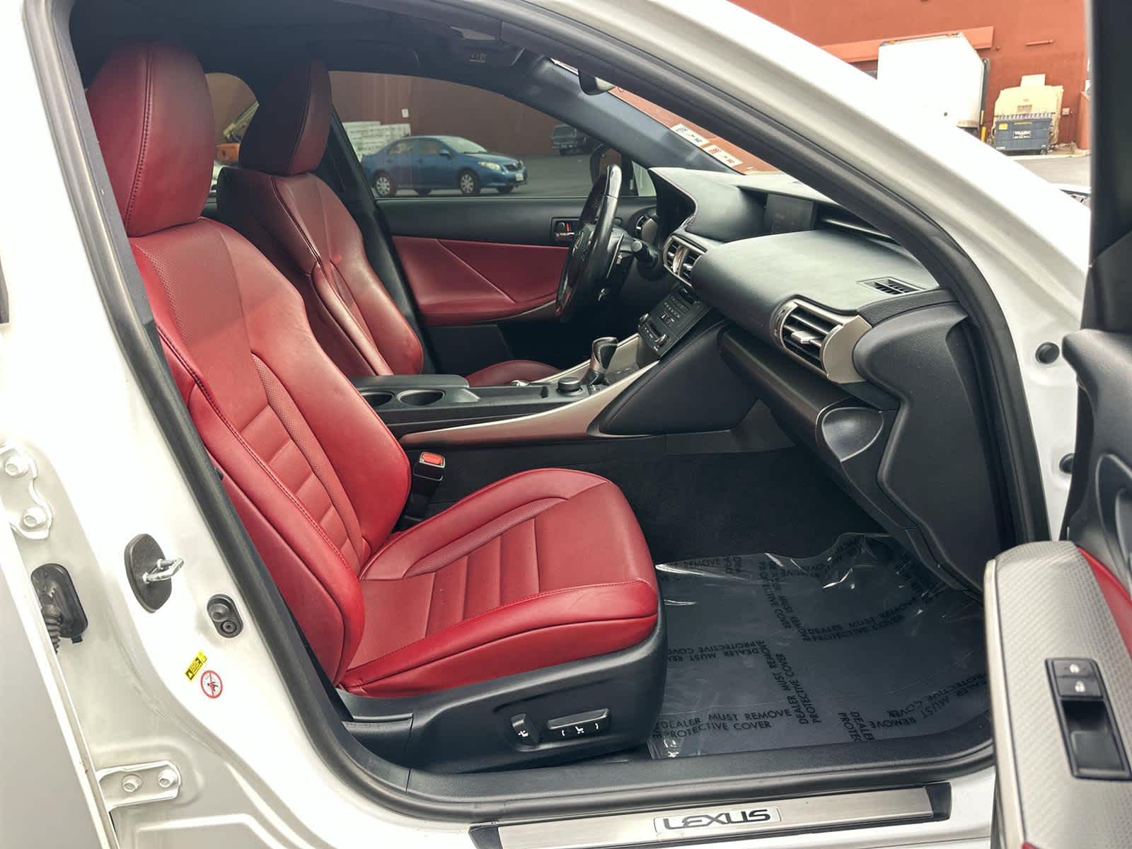 Thumbnail: 2016 Lexus IS - 14