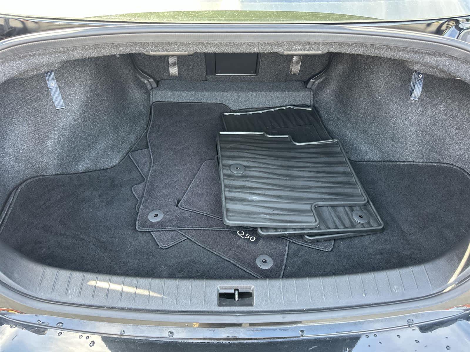 Thumbnail: 2023 INFINITI Q50 - 19