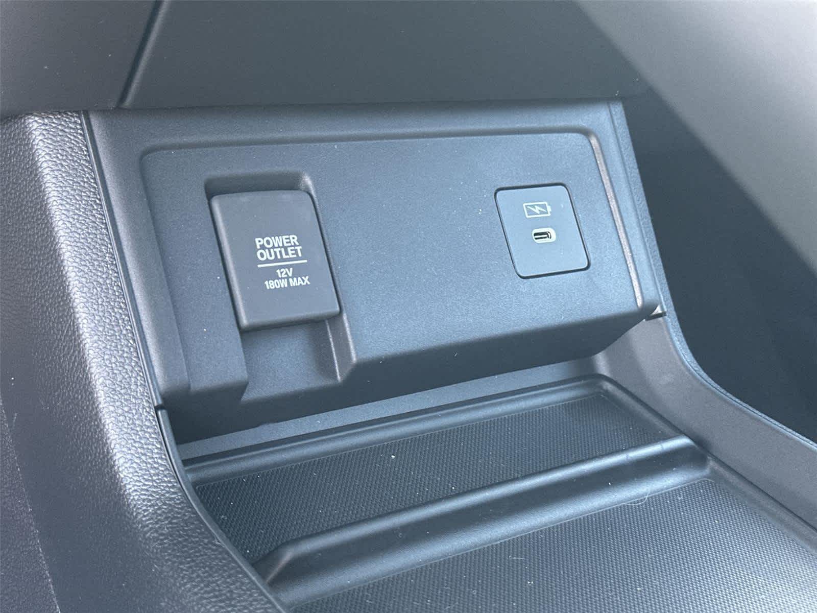 Thumbnail: 2026 Acura RDX - 27