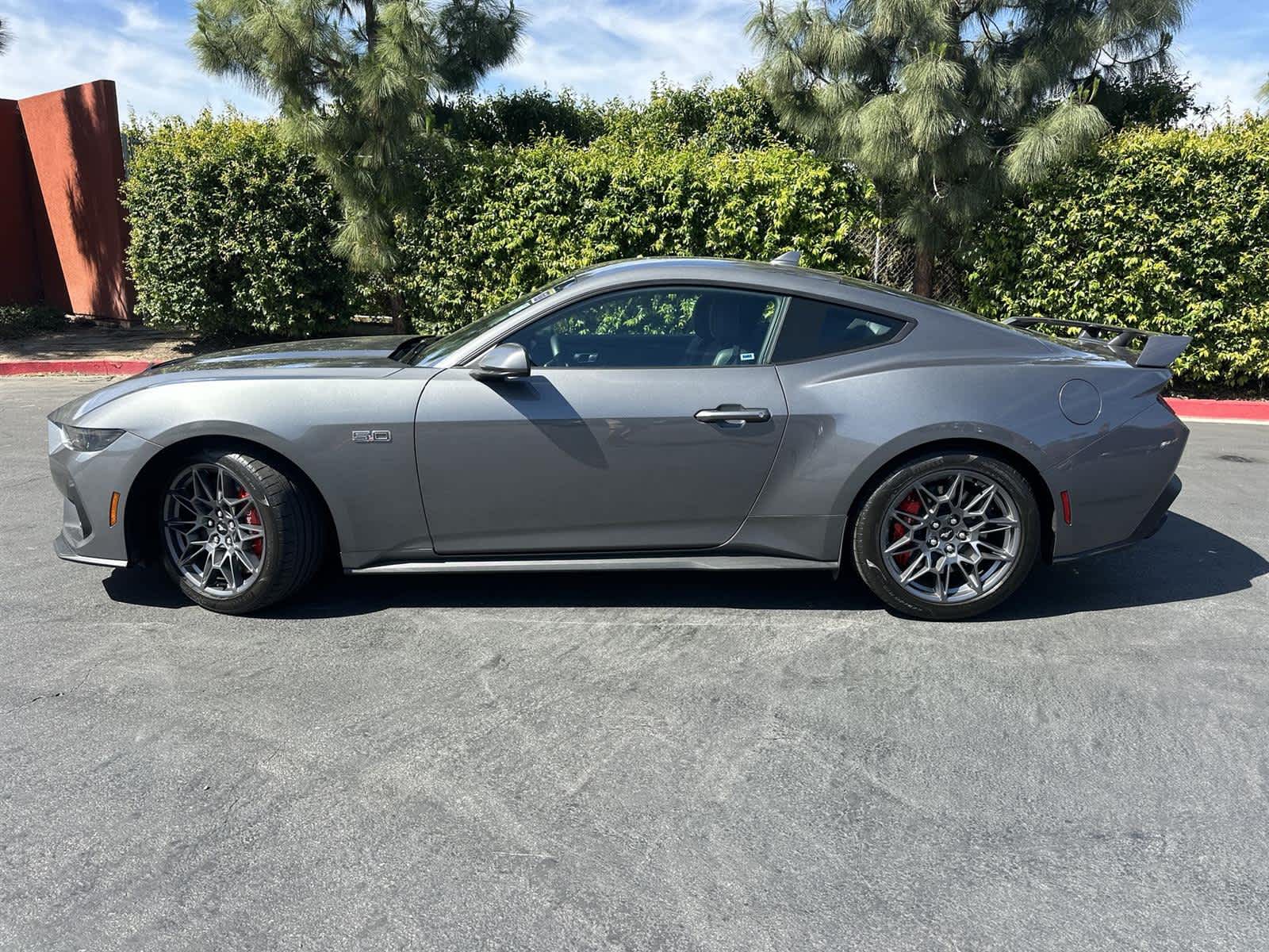 Thumbnail: 2025 Ford Mustang - 3