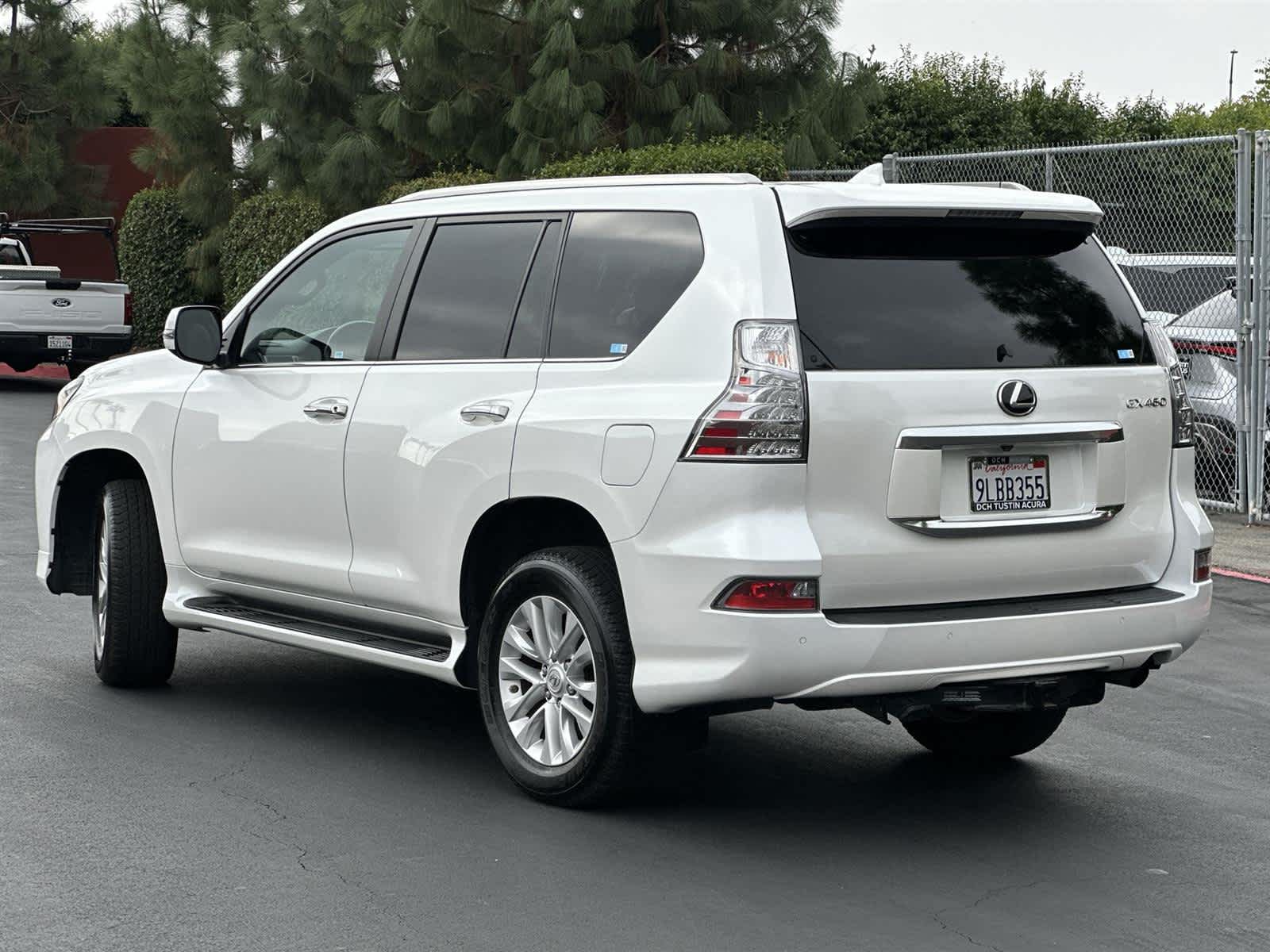 Thumbnail: 2023 Lexus GX - 4
