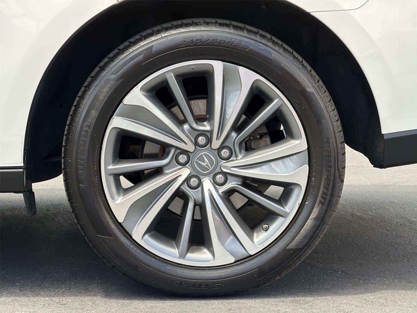 Thumbnail: 2017 Acura MDX - 9