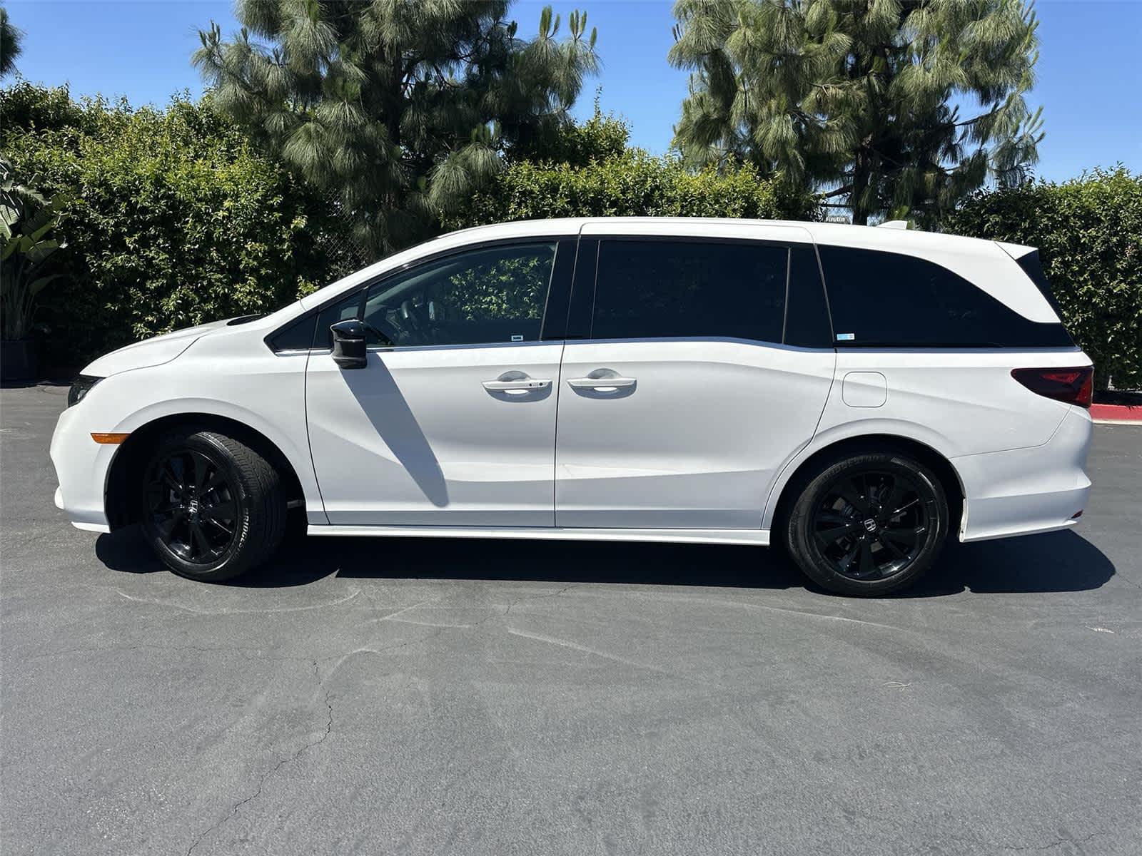 Thumbnail: 2024 Honda Odyssey - 3