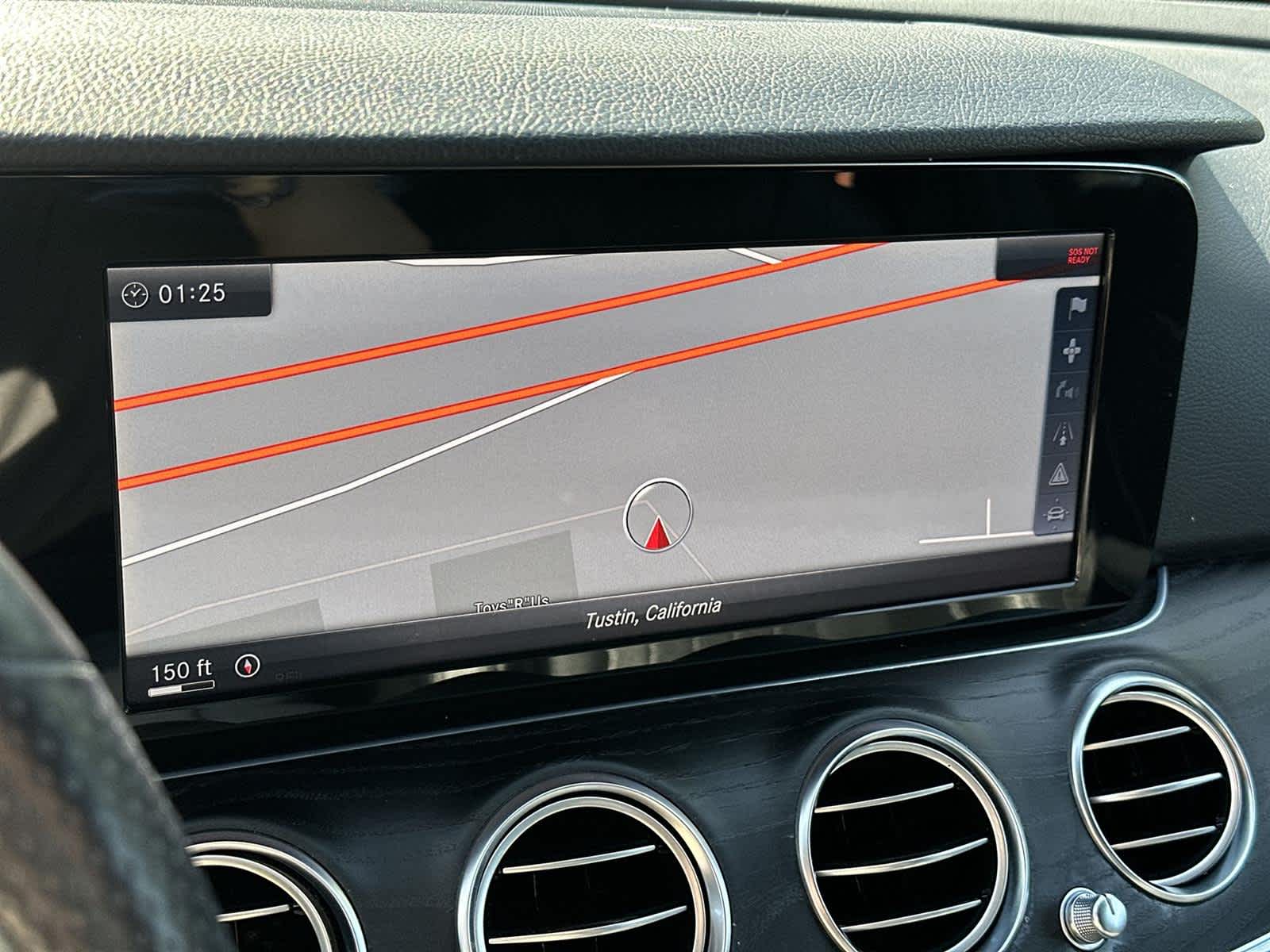 Thumbnail: 2017 Mercedes-Benz E-Class - 17