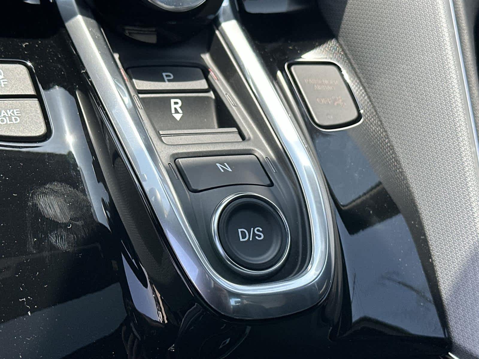 Thumbnail: 2025 Acura TLX - 18