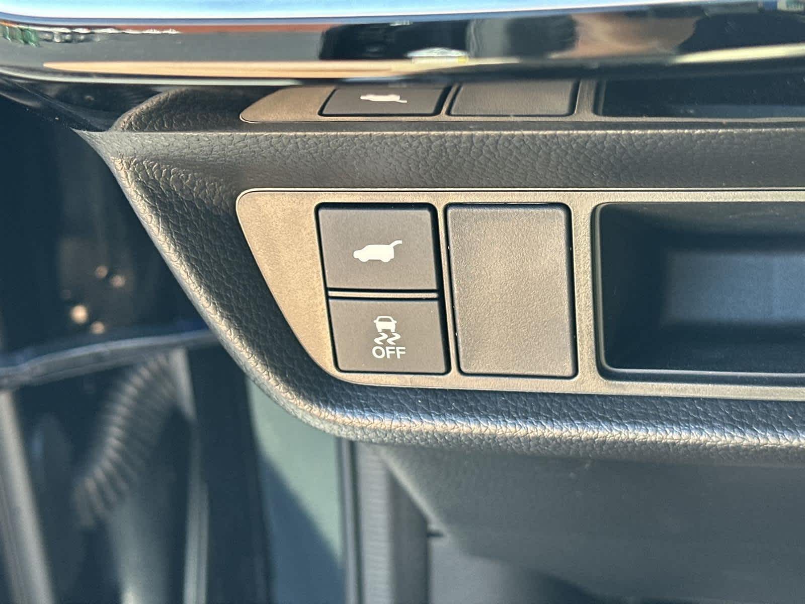 Thumbnail: 2025 Acura ADX - 27