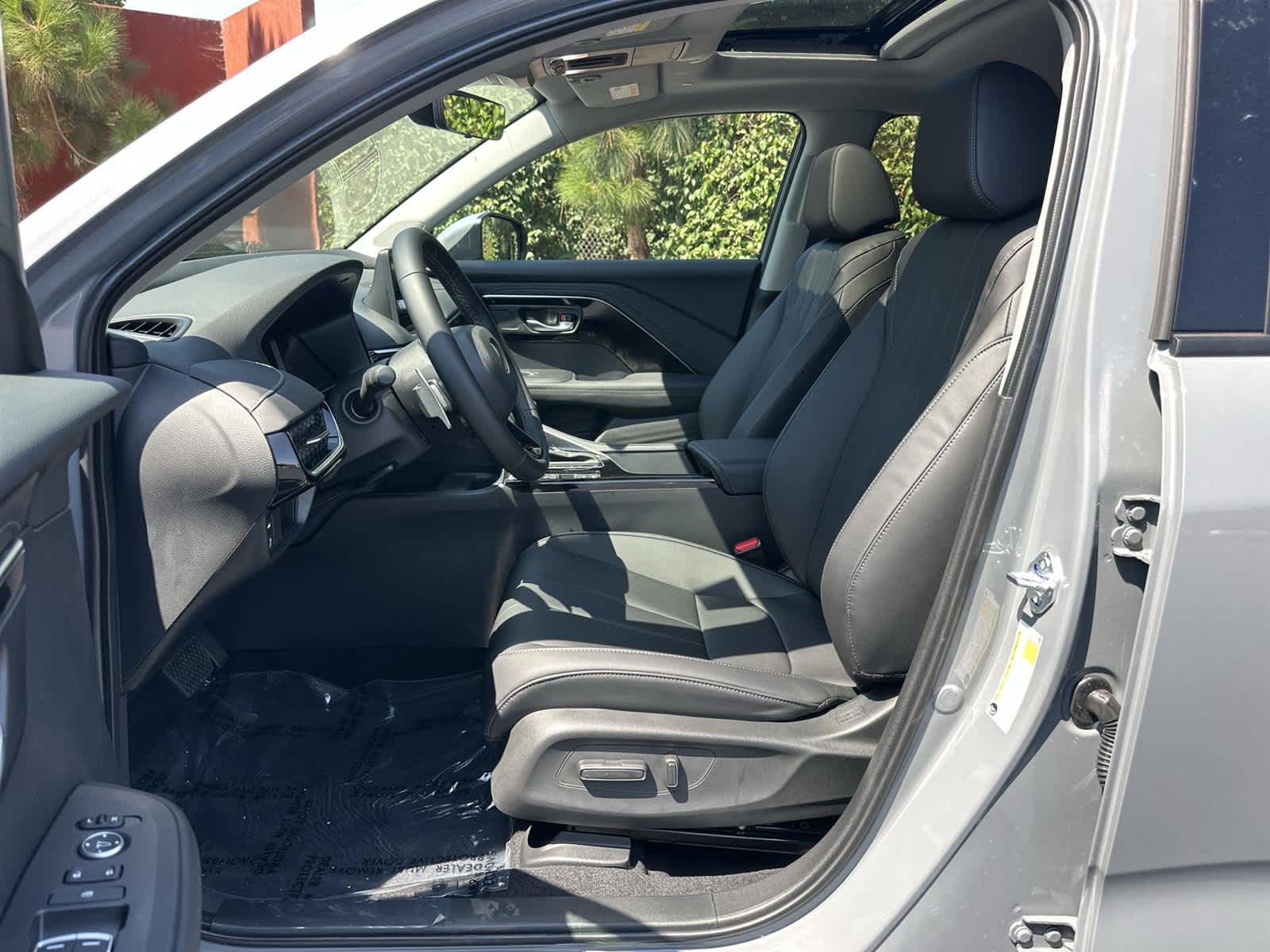 Thumbnail: 2025 Acura ADX - 11