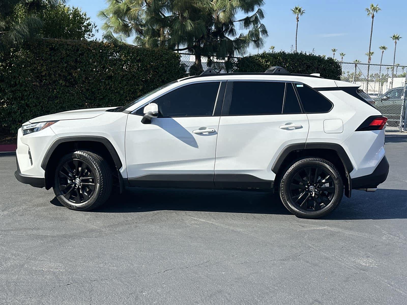 Thumbnail: 2025 Toyota RAV4 - 3