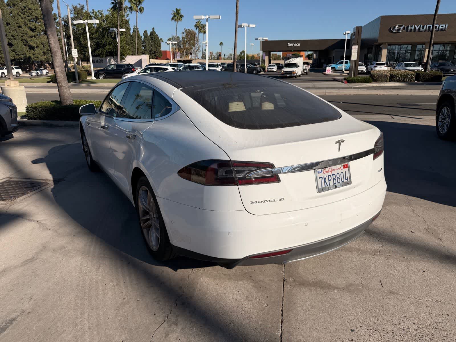 Thumbnail: 2015 Tesla Model S - 3