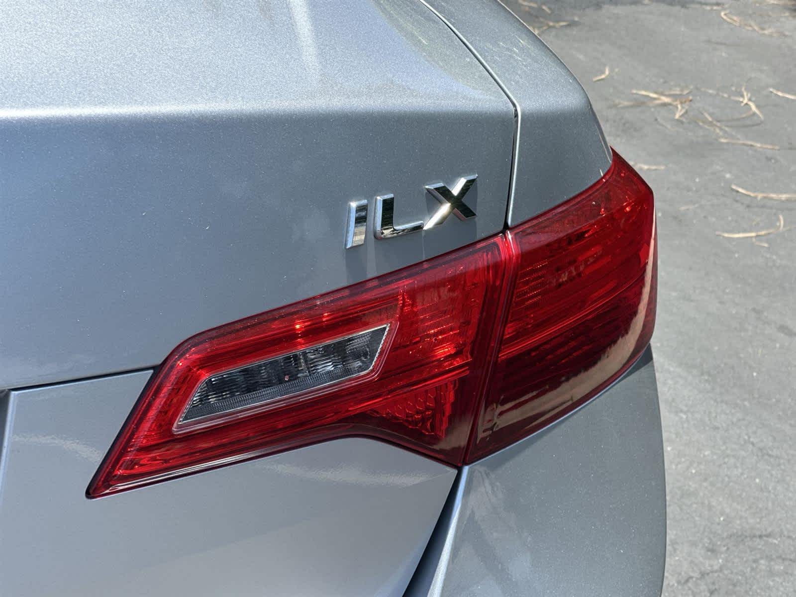 Thumbnail: 2013 Acura ILX - 7