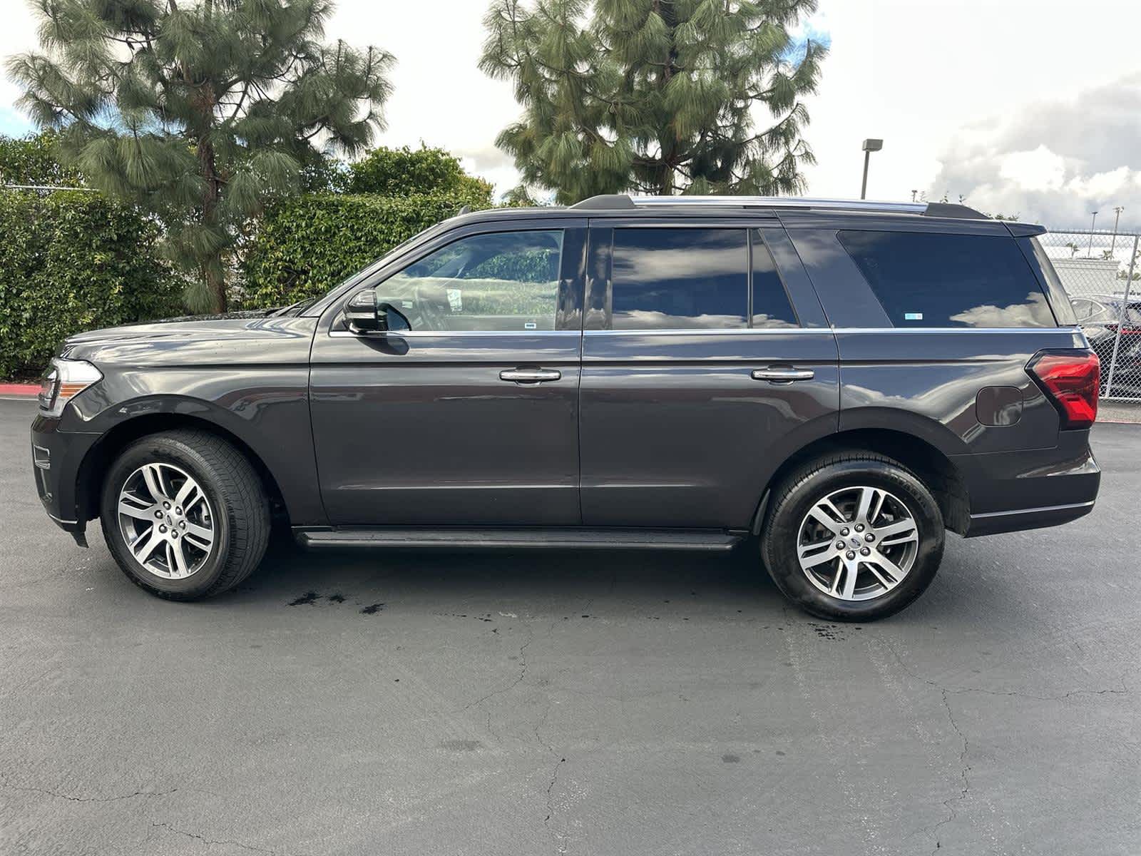 Thumbnail: 2024 Ford Expedition - 3