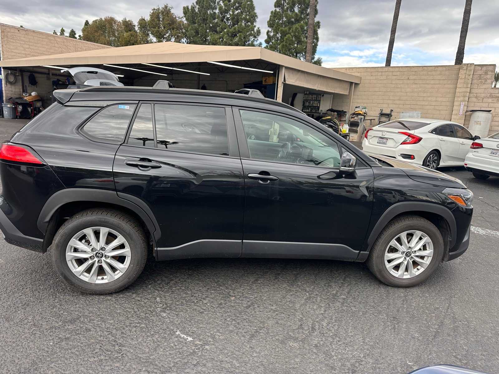 Thumbnail: 2023 Toyota Corolla Cross - 6