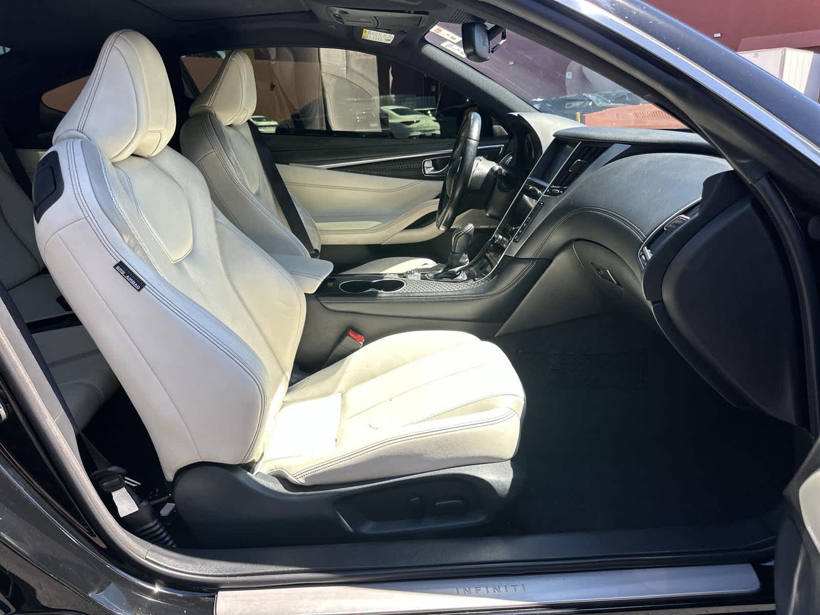 Thumbnail: 2018 INFINITI Q60 - 14