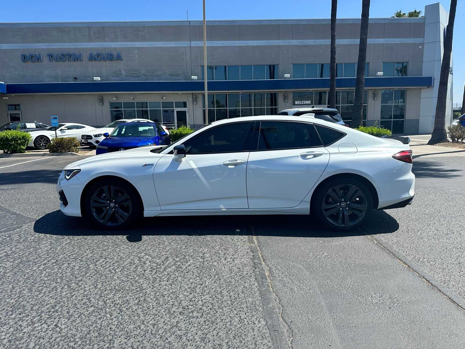 Thumbnail: 2022 Acura TLX - 2