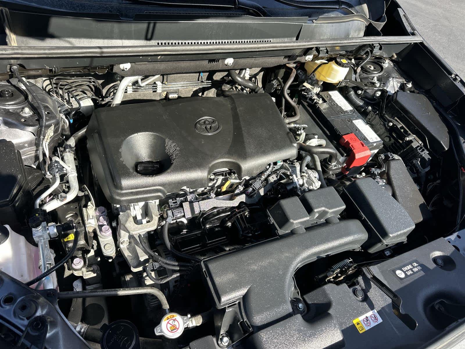 Thumbnail: 2022 Toyota RAV4 - 10