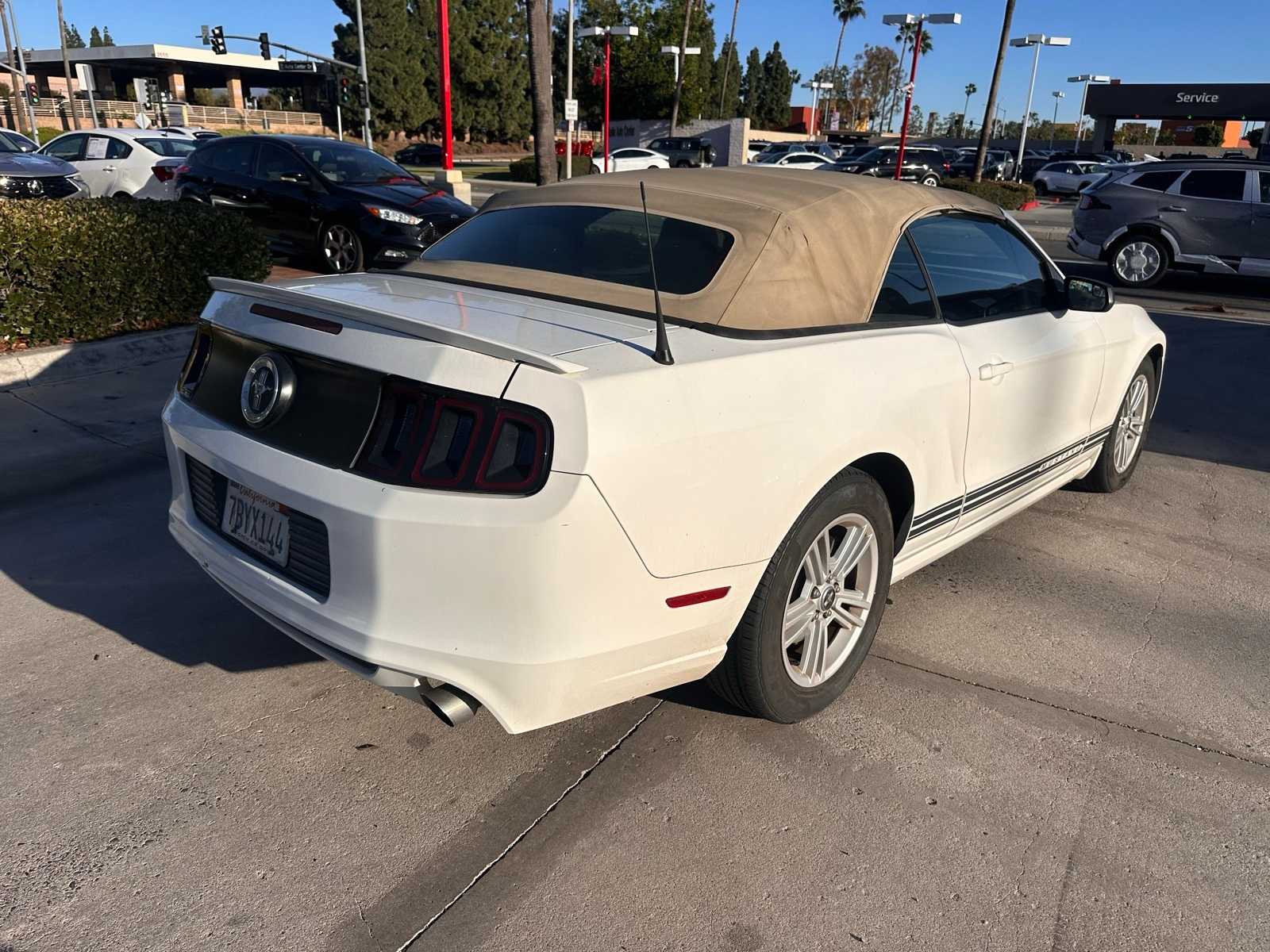 Thumbnail: 2013 Ford Mustang - 5