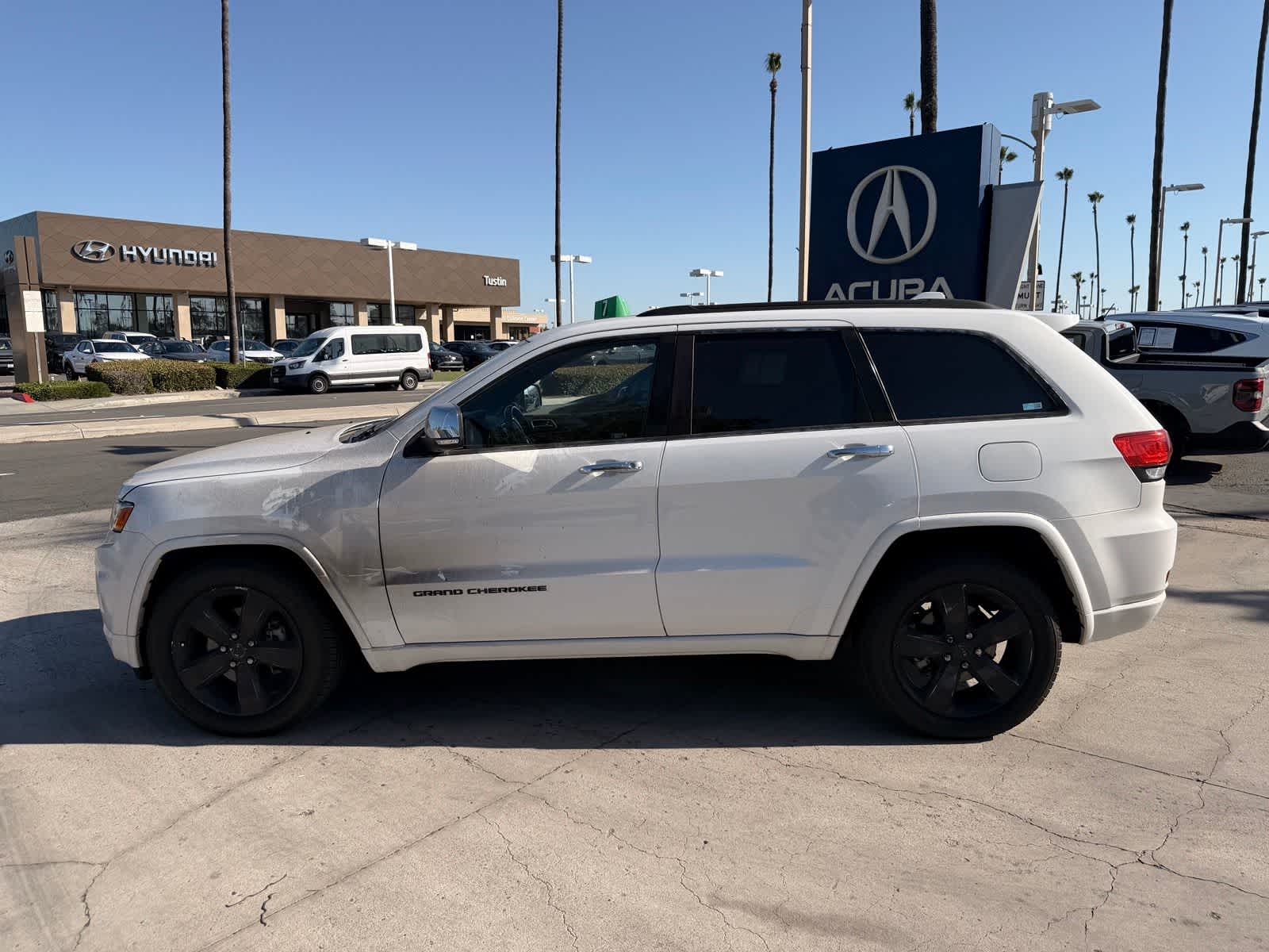 Thumbnail: 2014 Jeep Grand Cherokee - 2