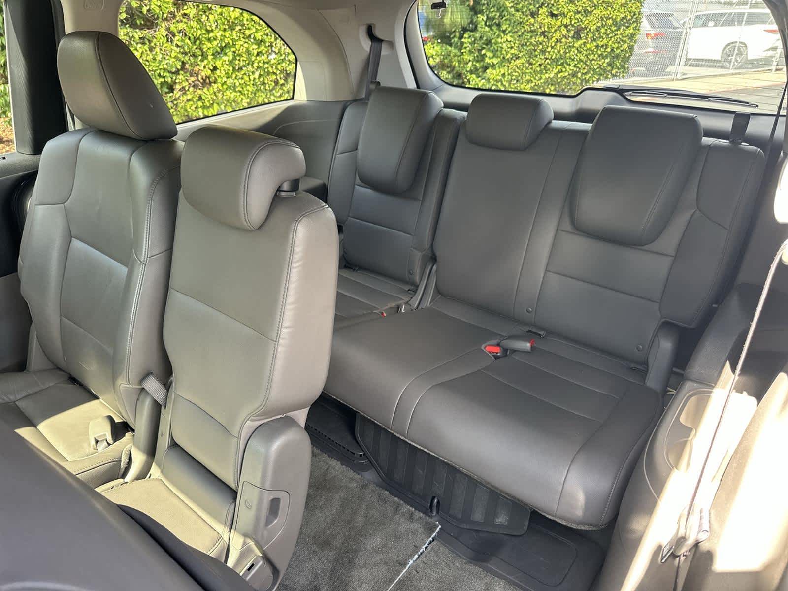 Thumbnail: 2015 Honda Odyssey - 31