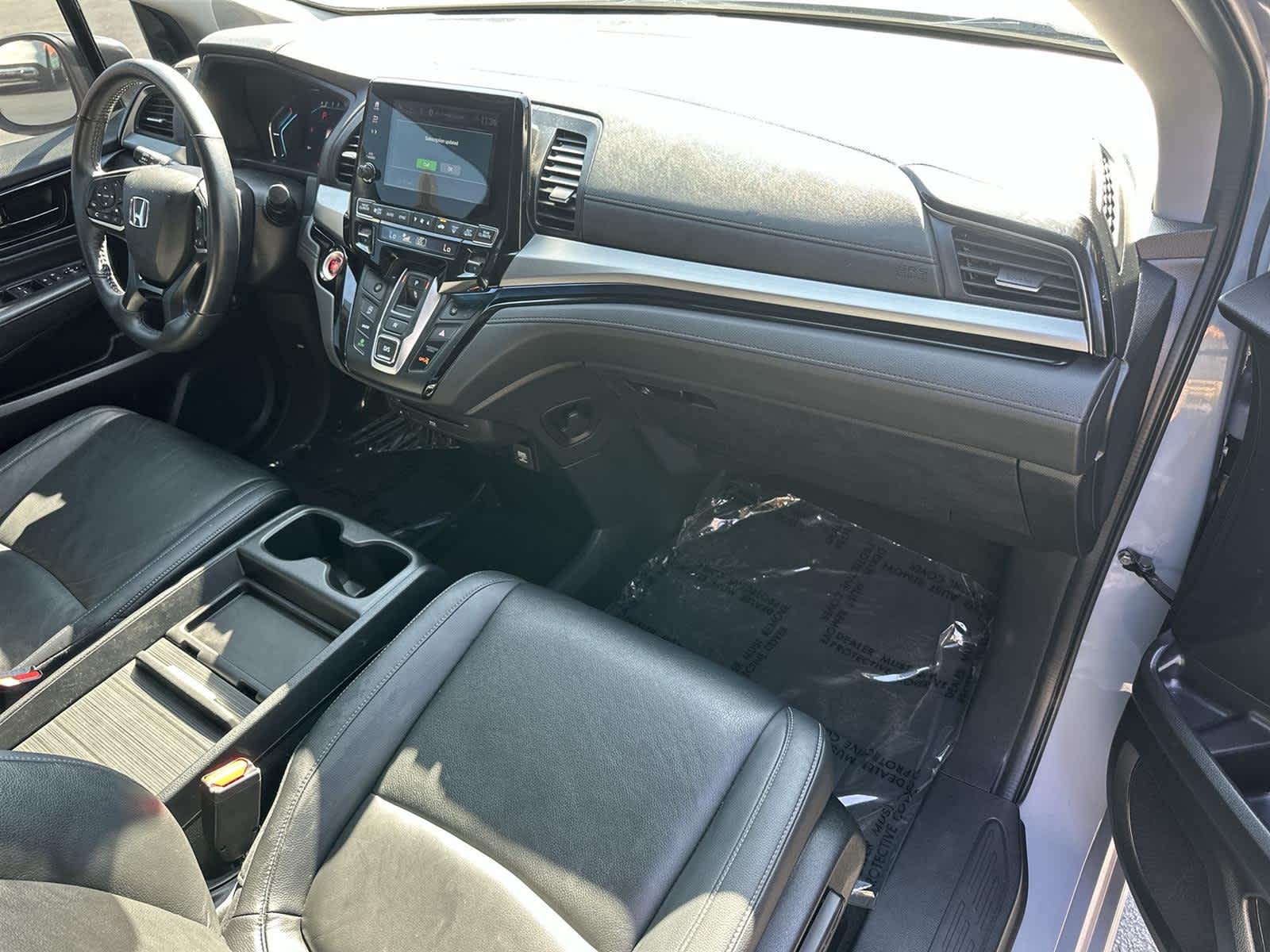 Thumbnail: 2023 Honda Odyssey - 12